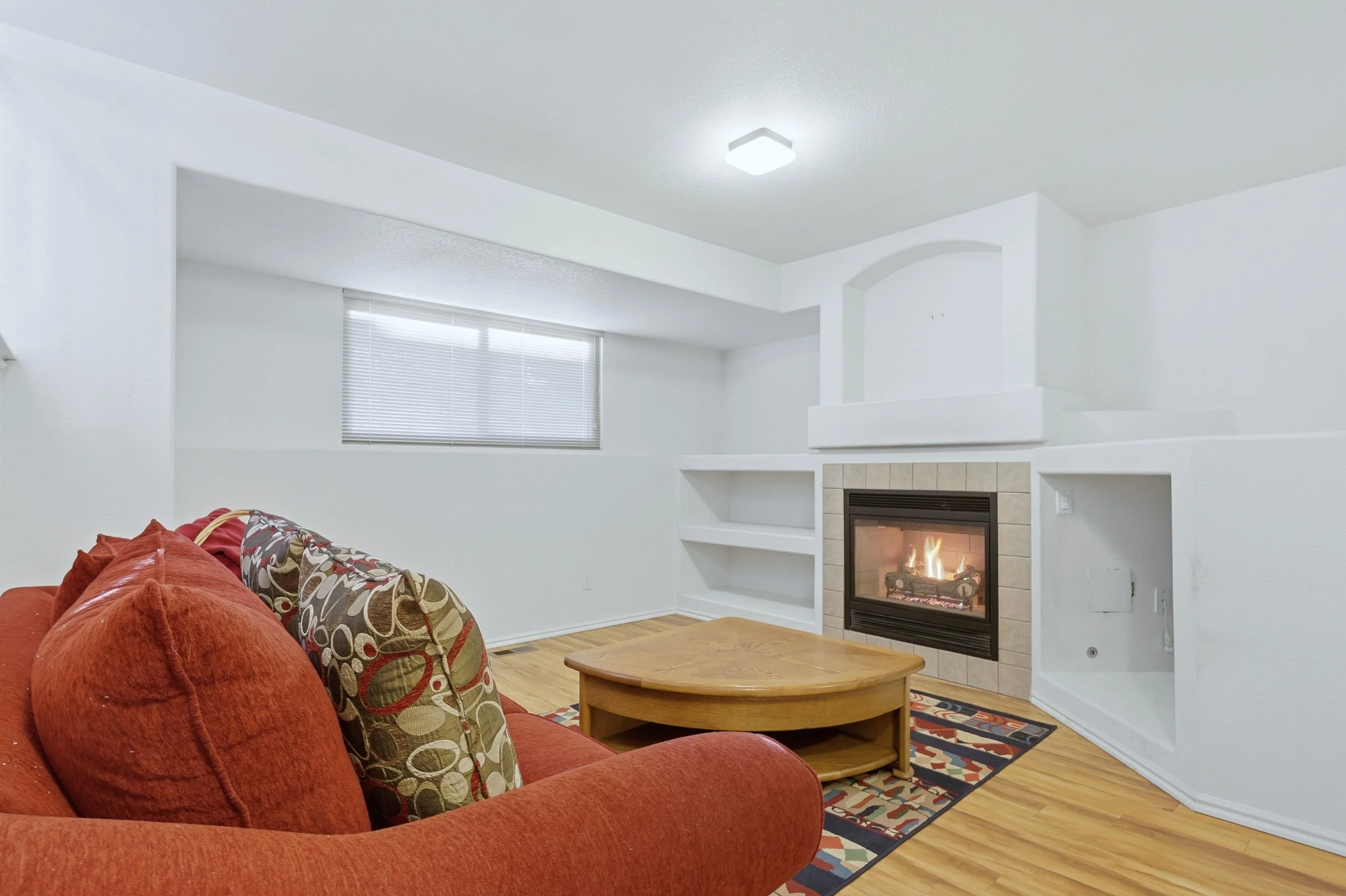 2126 S Espana St Aurora CO-print-032-034-a 032-4200x2798-300dpi.jpg