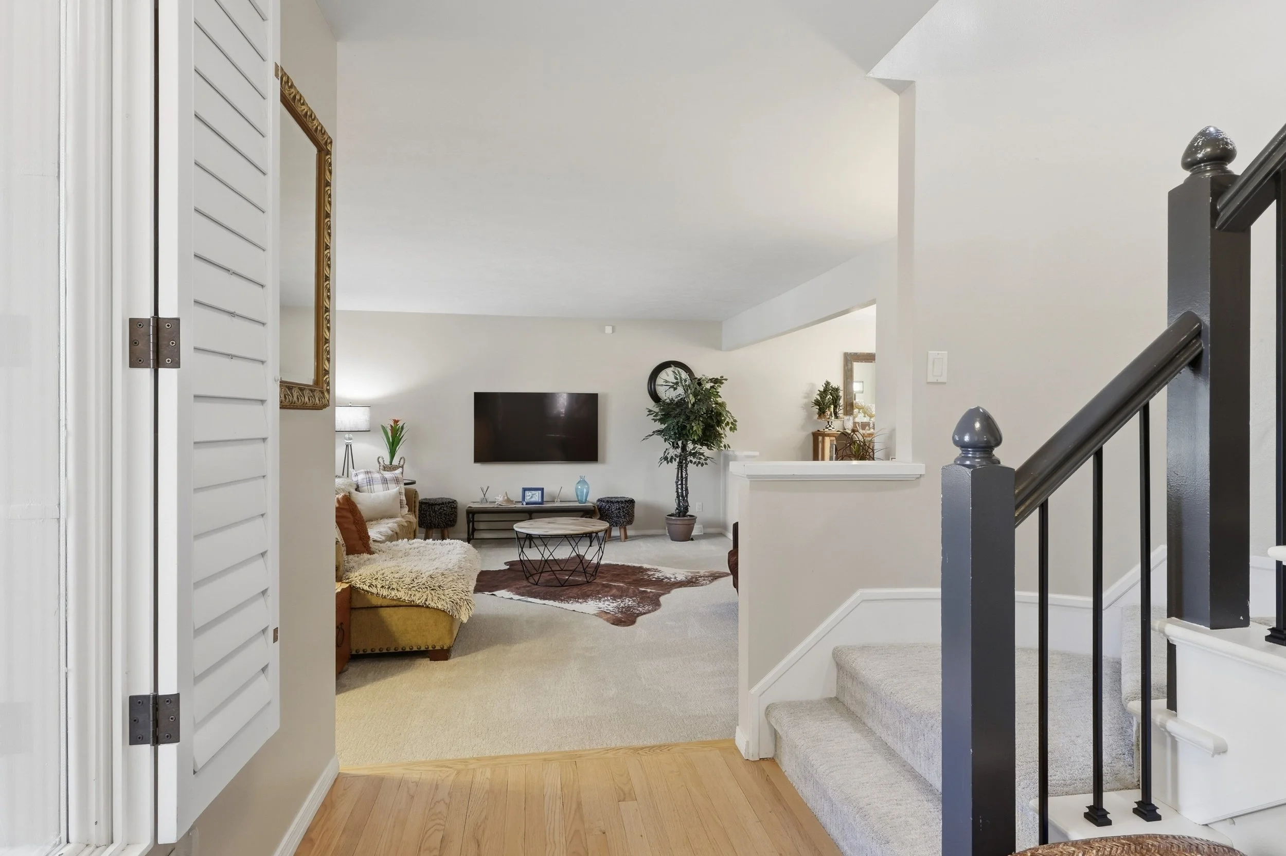 5812 S Geneva St Greenwood-print-005-004-a 002-4200x2797-300dpi.jpg