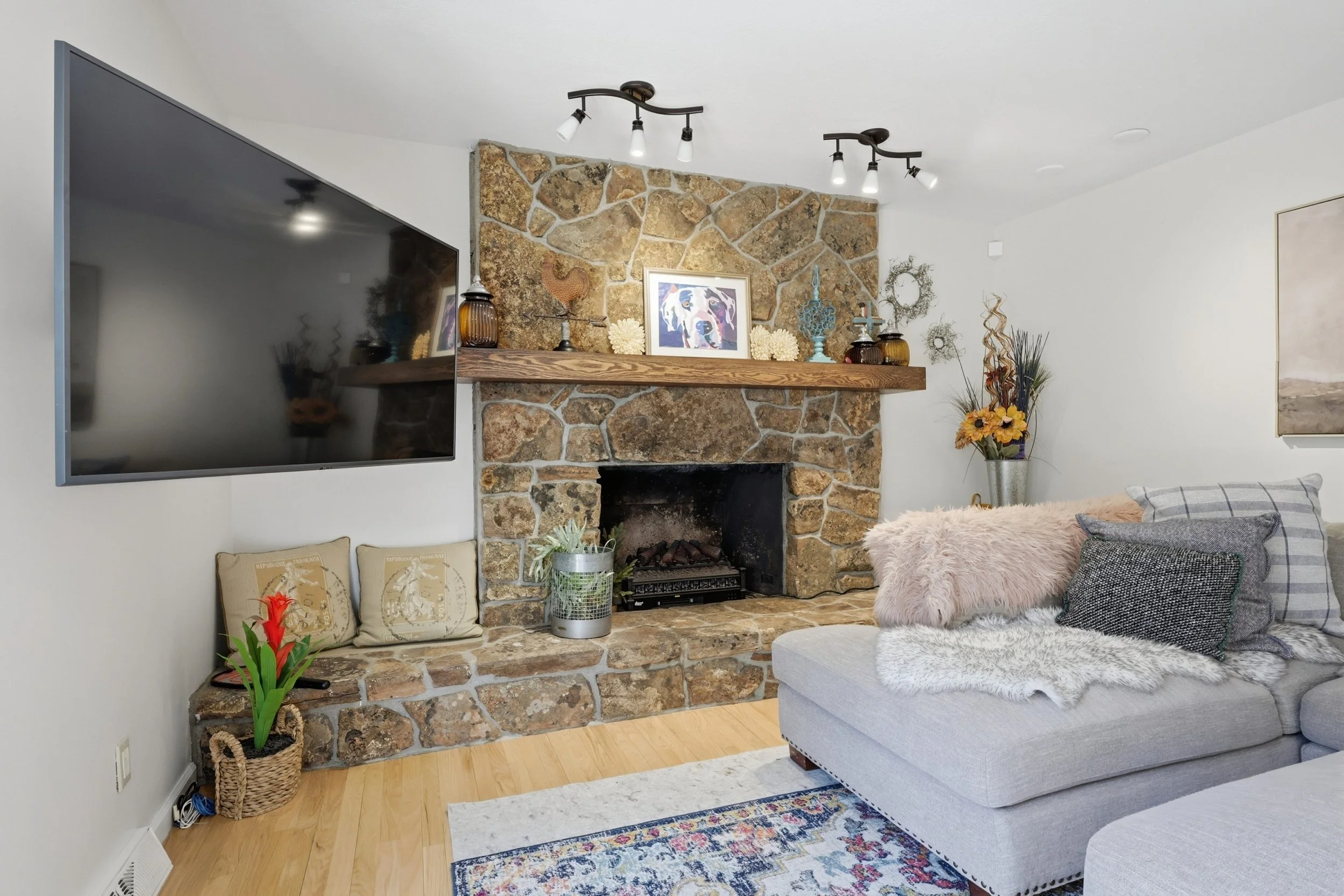 5812 S Geneva St Greenwood-print-016-036-a 013-4200x2800-300dpi.jpg