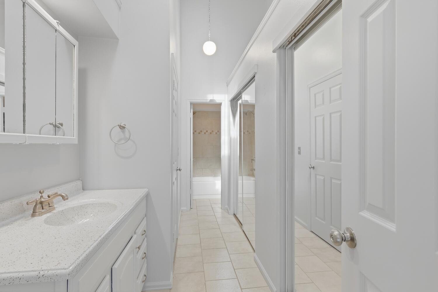 4634 S Fraser Ct F Aurora CO-large-032-068-g 037-1500x1000-72dpi.jpg