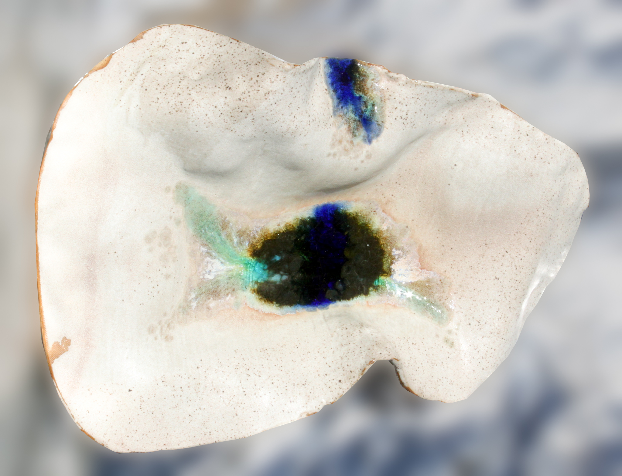 Cream Large Free Form with Glass-Edit.jpg