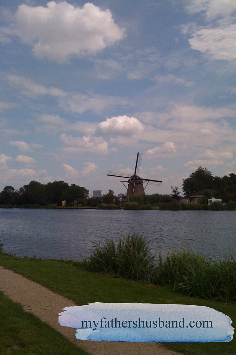 Oudekerk a.d. Amstel - a quaint little village just a few kilometers of cycling away from Amsterdam