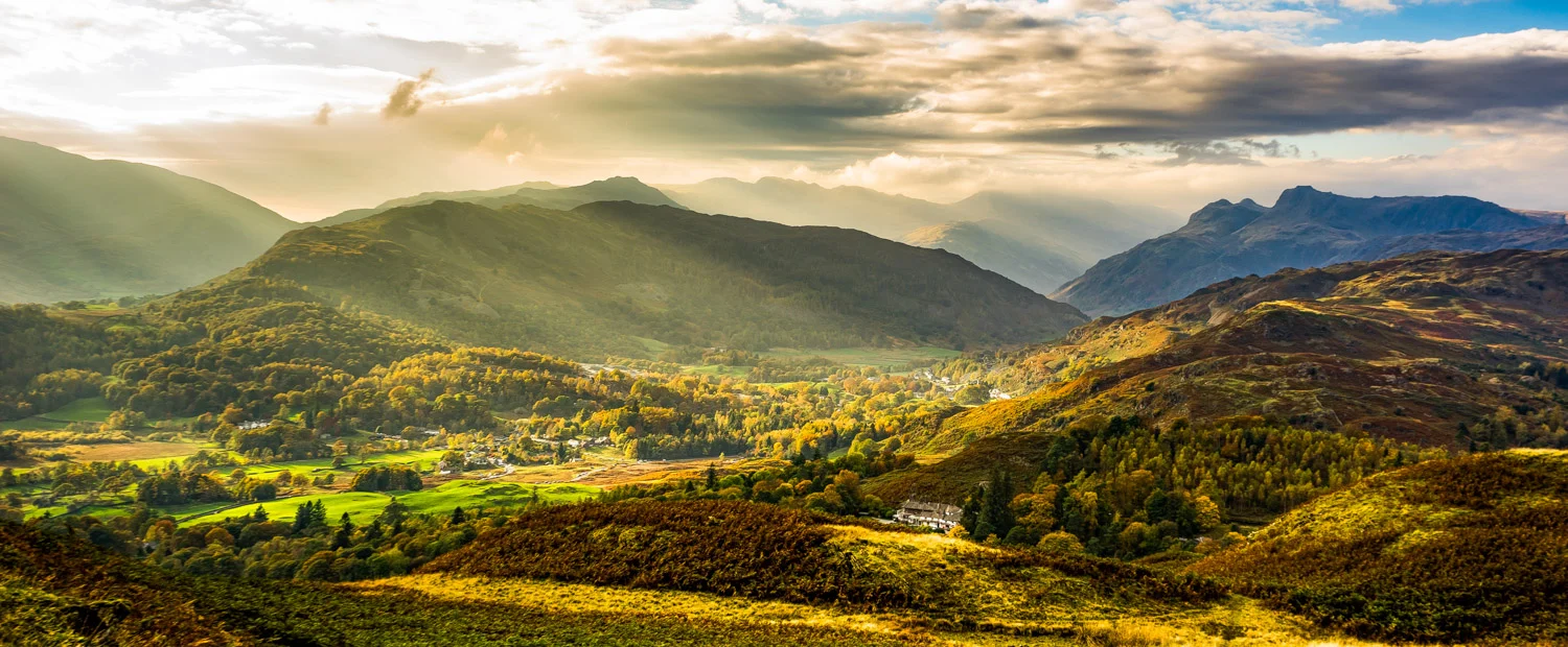 langdale_valley_in_autumn.jpg