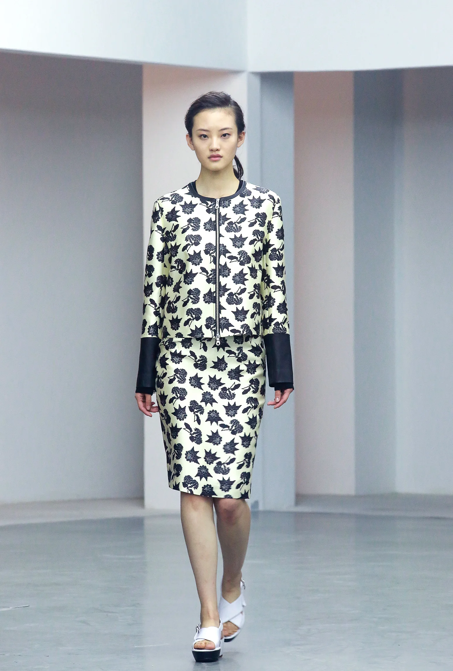 HELEN LEE2015秋冬新品发布5.jpg