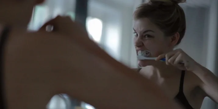 Une Fille Comme Les Autres