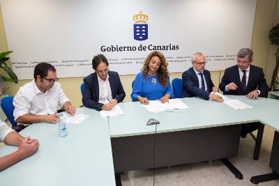 Firma convenio Hecansa.jpeg