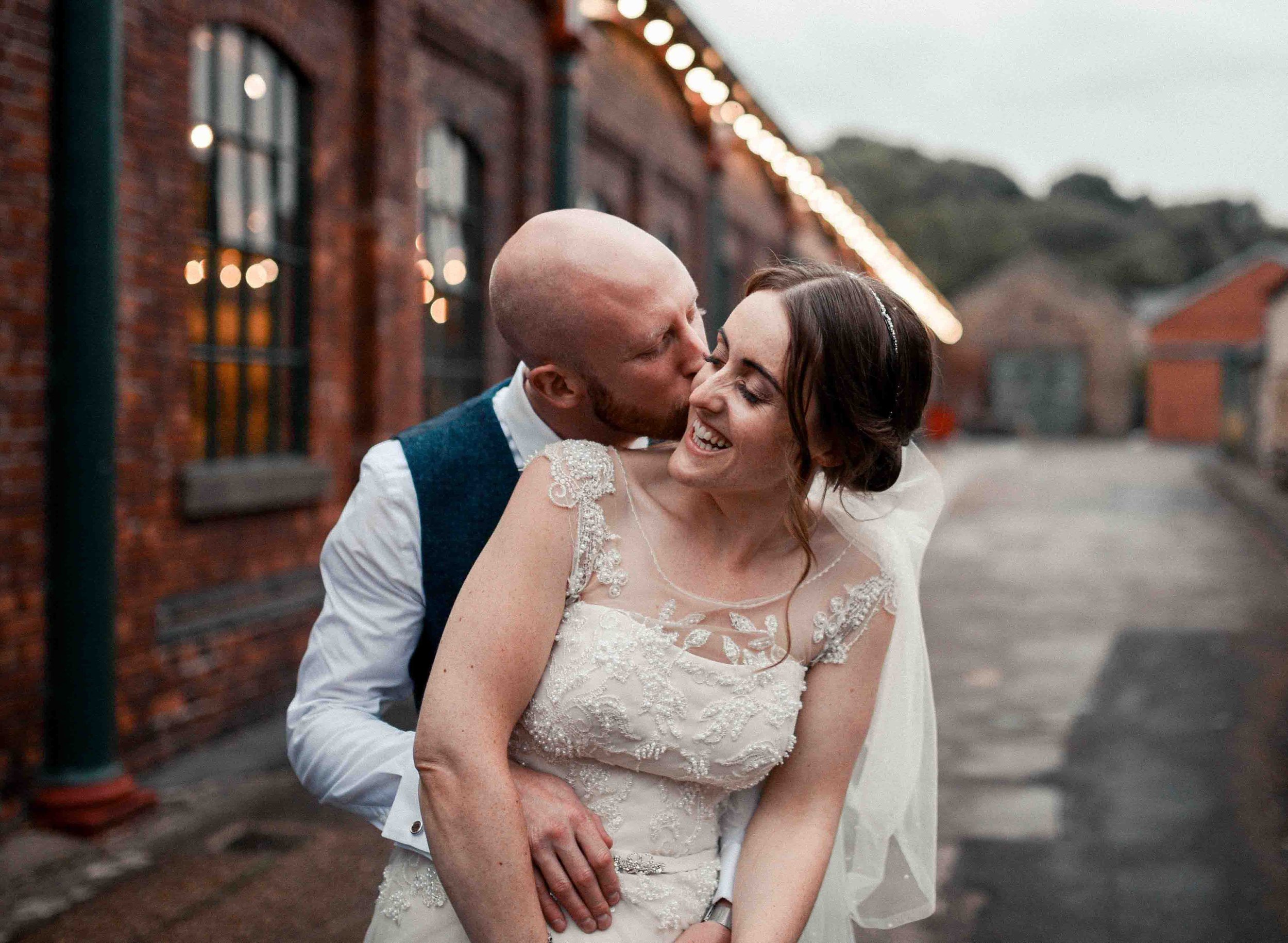 Hannah & Dan couple portrait – Elsecar Heritage Centre wedding photography