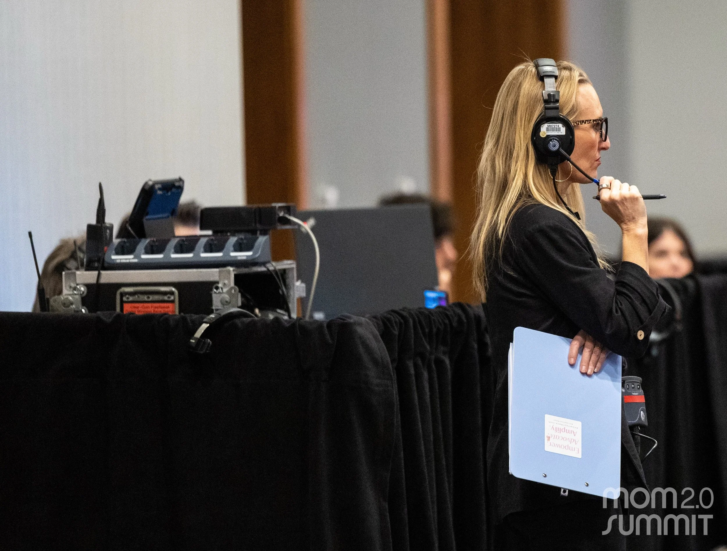 I can&rsquo;t believe I&rsquo;m not smiling in any of these shots, because I honestly have the time of my life working backstage. BS Manager for life! 📋

Thank you @mom2summit for having me again this year! Also, for the rest of my days, I&rsquo;ll 
