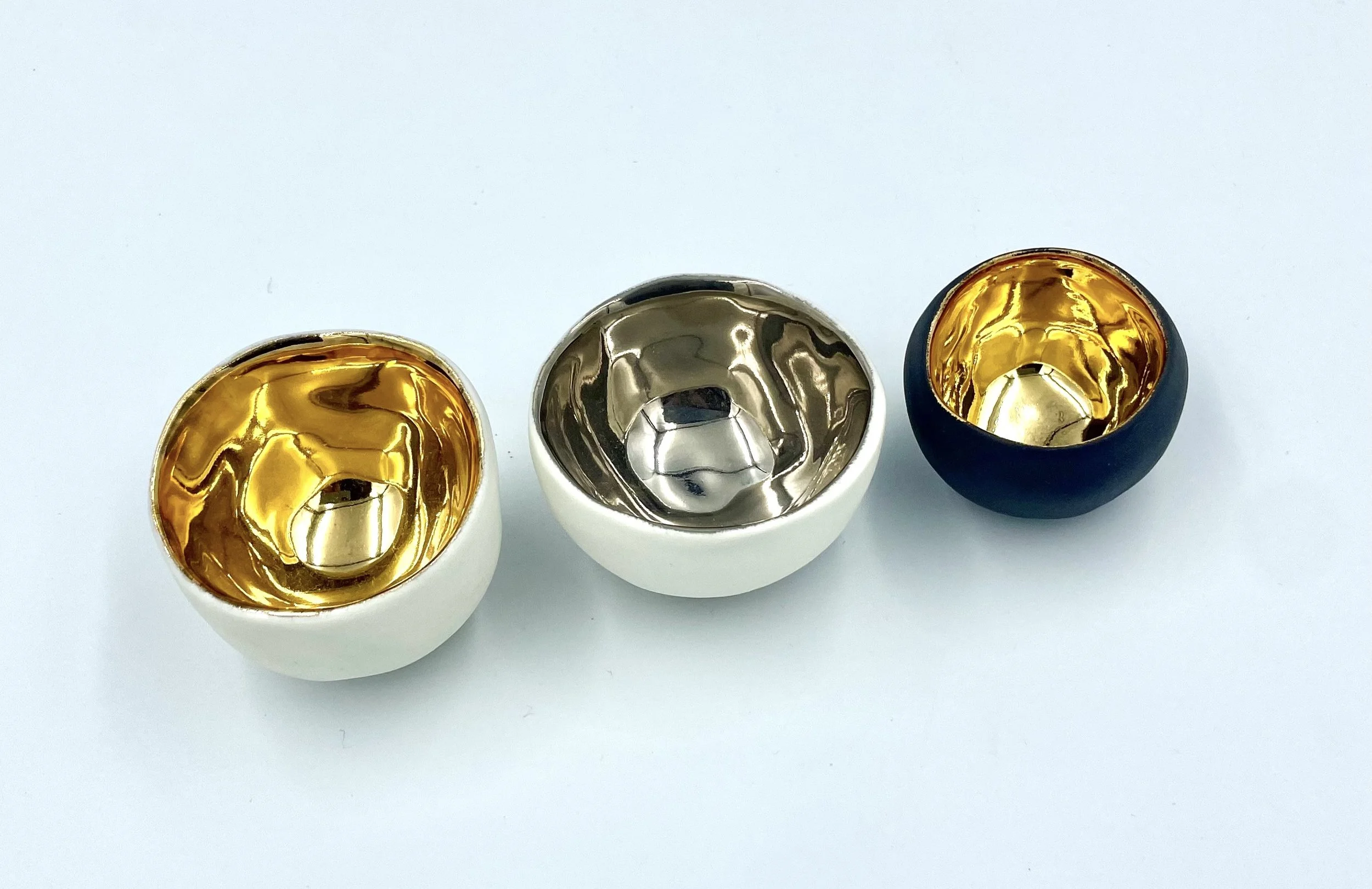 Penny Little Ceramics Porcelain and Lustre Pebbles a.jpg