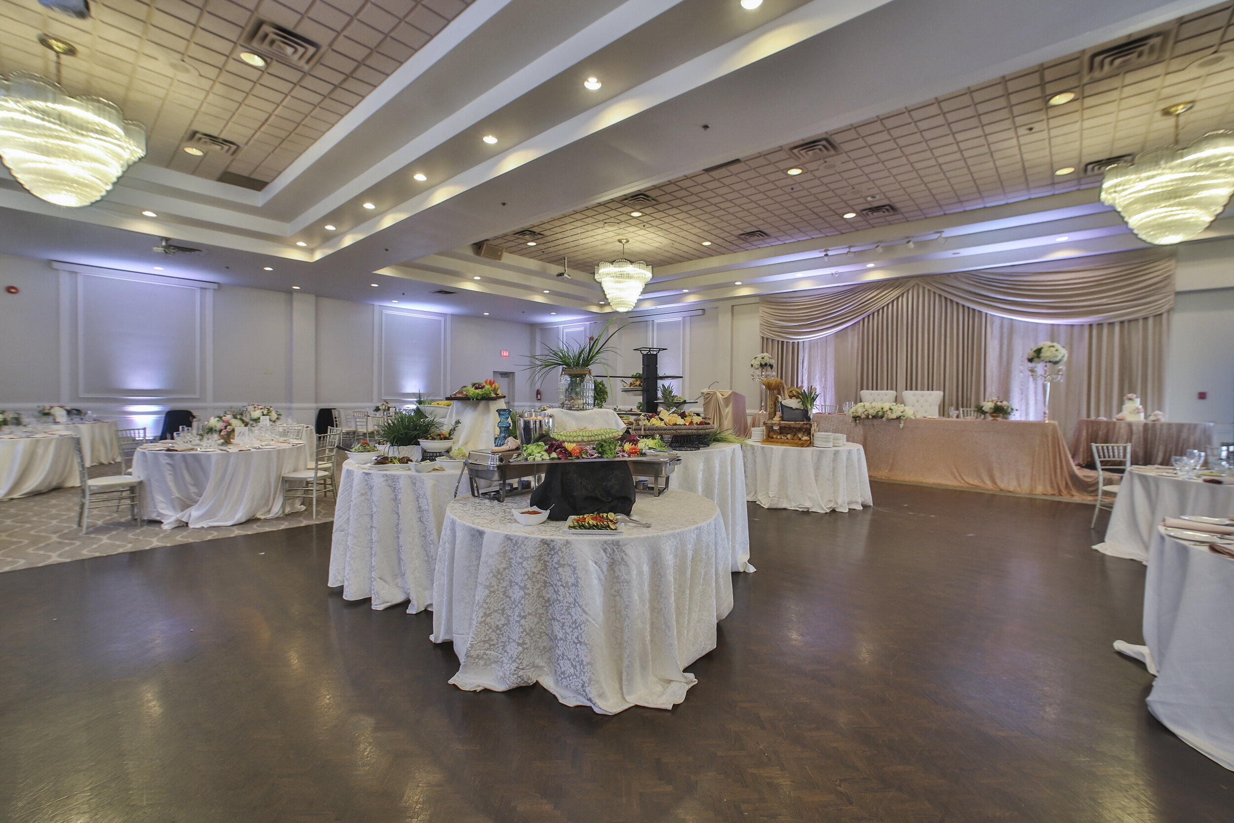 mississauga-wedding-venue-venues-banquet-hall (3).jpg