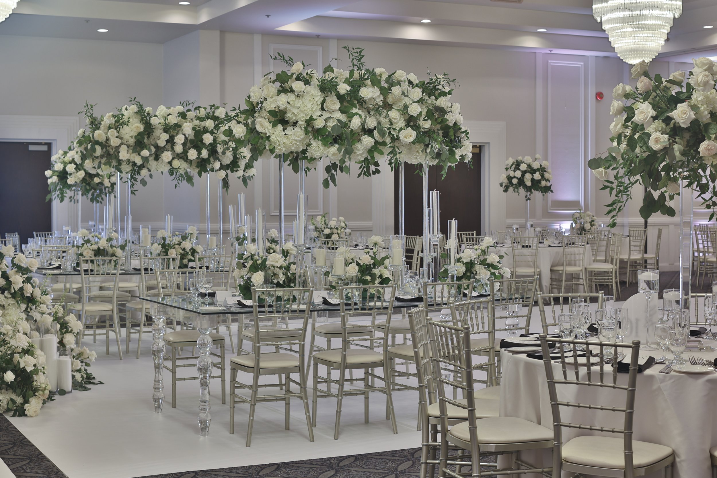 Mississauga Grand-banquet hall-event-venue-decor (17).jpg