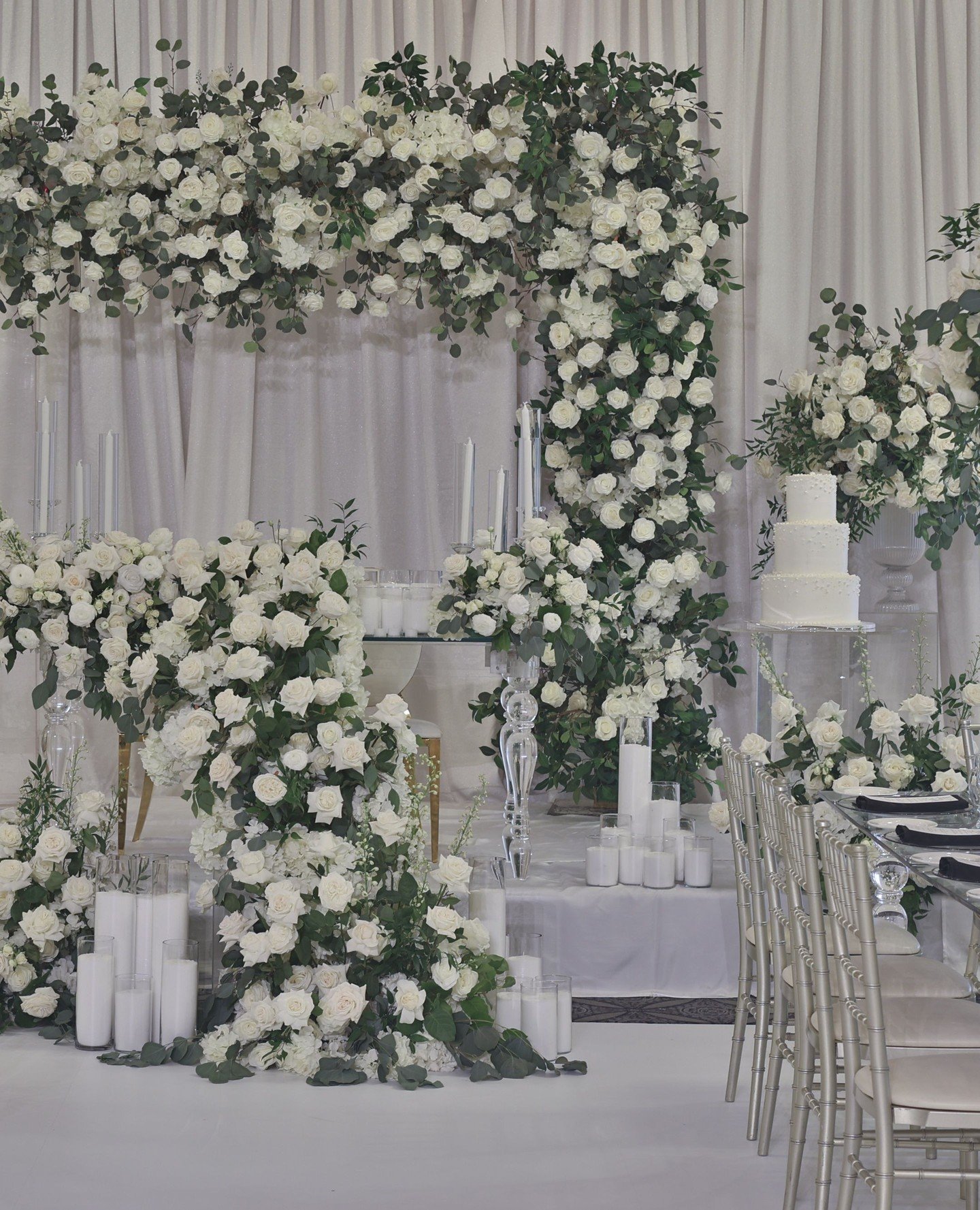 Elegance in Every Detail.⁠
⁠
⁠
.⁠
.⁠
.⁠
.⁠
.⁠
⁠
#bride #weddingday #weddinginspiration #bridetobe #weddingideas #instawedding #weddings #weddingplanning #weddinginspo #bridal #engaged #weddingplanner #mississauga #mississaugavenue #mississaugavenues 