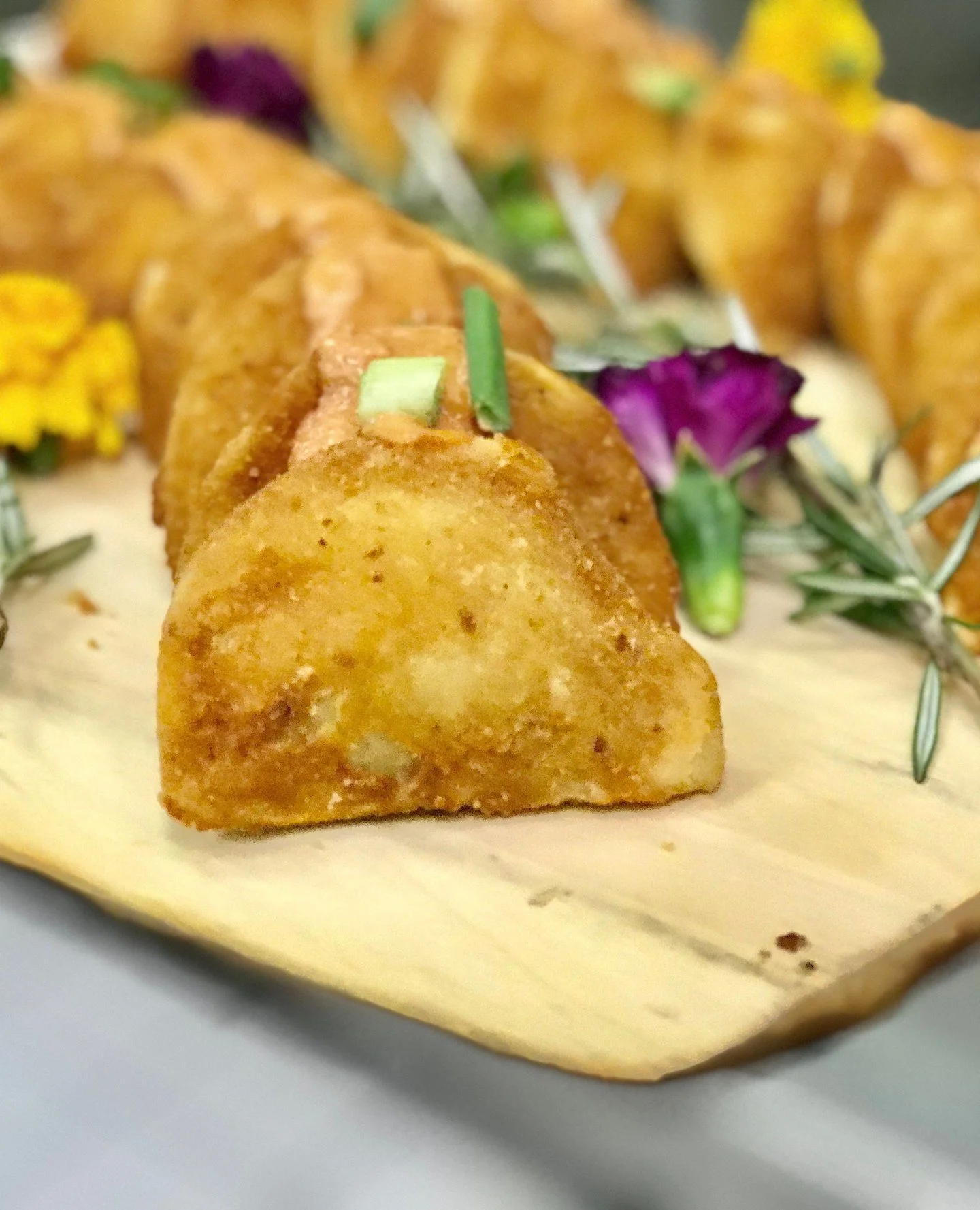 Savour every bite.
📍 Exclusive culinary experiences at our venue.
.
.
.
.
.
.
#MississaugaVenue #weddingvenues #events #eventplanning #finedining #eventplanner #food #delicious #weddings #event #corporateevents #mississauga #eventvenue