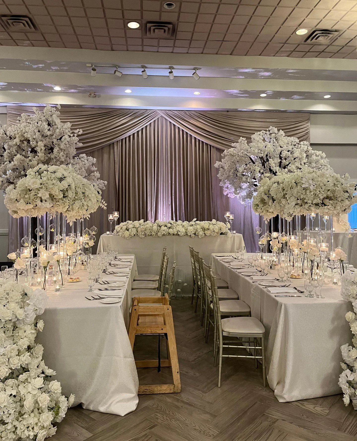 Luxury is in the details &mdash; and the details are Grand.⁠
⁠
⁠
.⁠
.⁠
.⁠
.⁠
.⁠
⁠
#weddingreception #weddingday #bride #luxurywedding #weddingwire #brideandgroom #wedding #weddinginspiration #bridetobe #weddingideas #instawedding #weddings #weddingpl