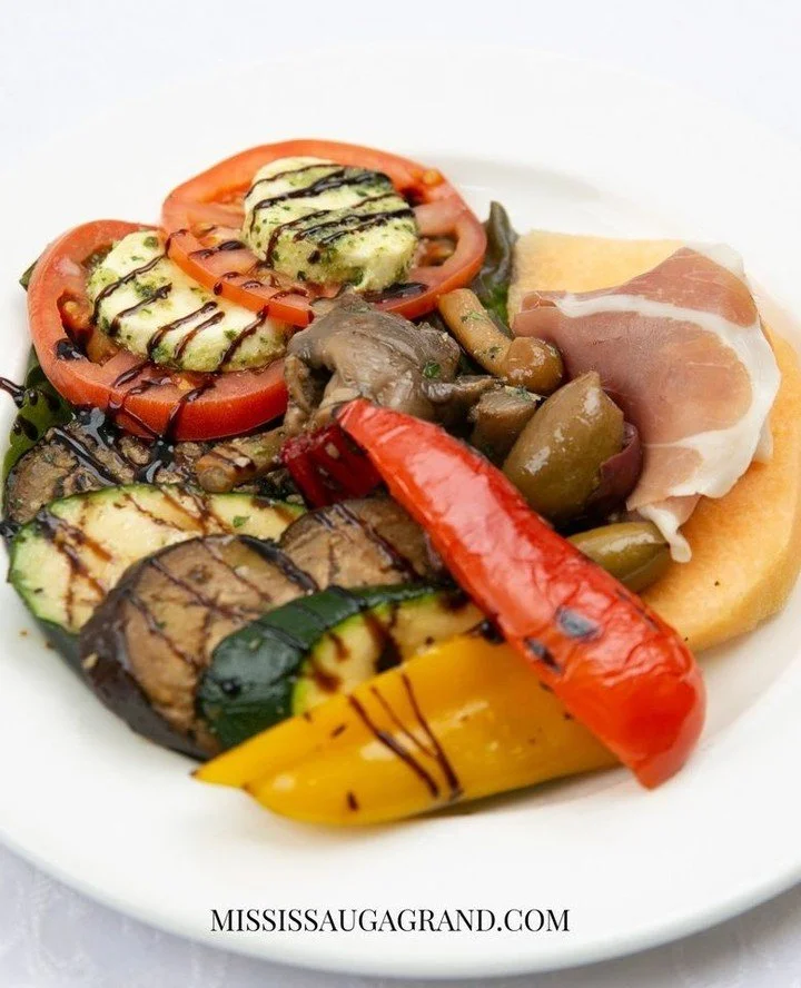 Our antipasto selection brings colour and taste to your table, providing a delicious start to any event.⁠
⁠
⁠
⁠
⁠
.⁠
.⁠
.⁠
.⁠
.⁠
.⁠
⁠
#MississaugaVenue #CulinaryCuisine #WeddingFood #CorporateEvents #MississaugaGrand
