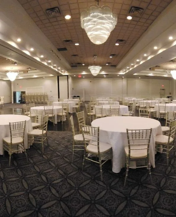 Designed to host celebrations that are intimate, grand, or anywhere in between.⁠
⁠
⁠
⁠
.⁠
.⁠
.⁠
.⁠
.⁠
.⁠
⁠
#weddingvenues #CorporateEvents #EventPlanning⁠
#mississaugavenues #MississaugaGrand