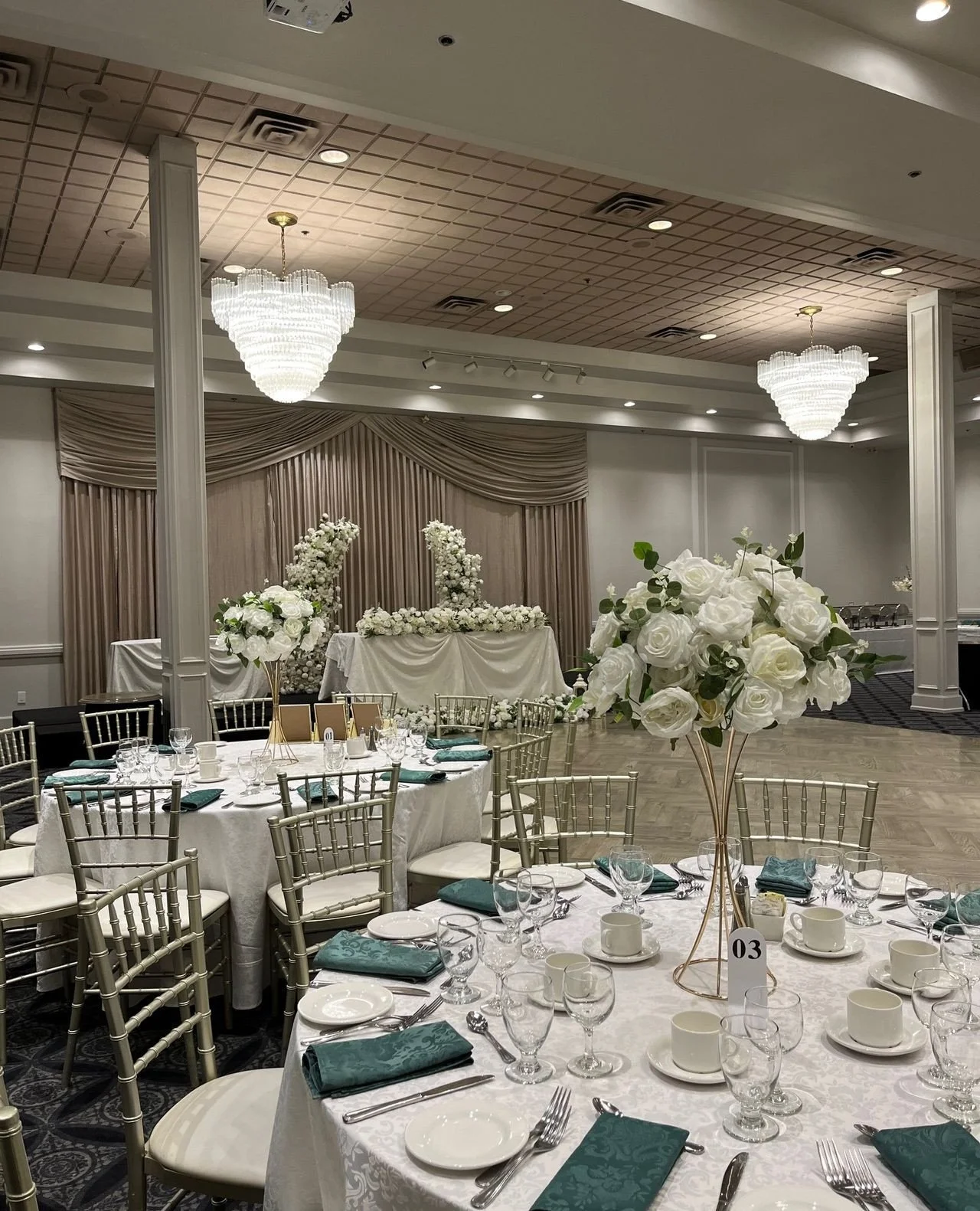 Grand, elegant, and designed to welcome your guests in style.⁠
⁠
⁠
.⁠
.⁠
.⁠
.⁠
.⁠
⁠
#weddingday #mississaugavenues #weddingvenue #MississaugaGrand