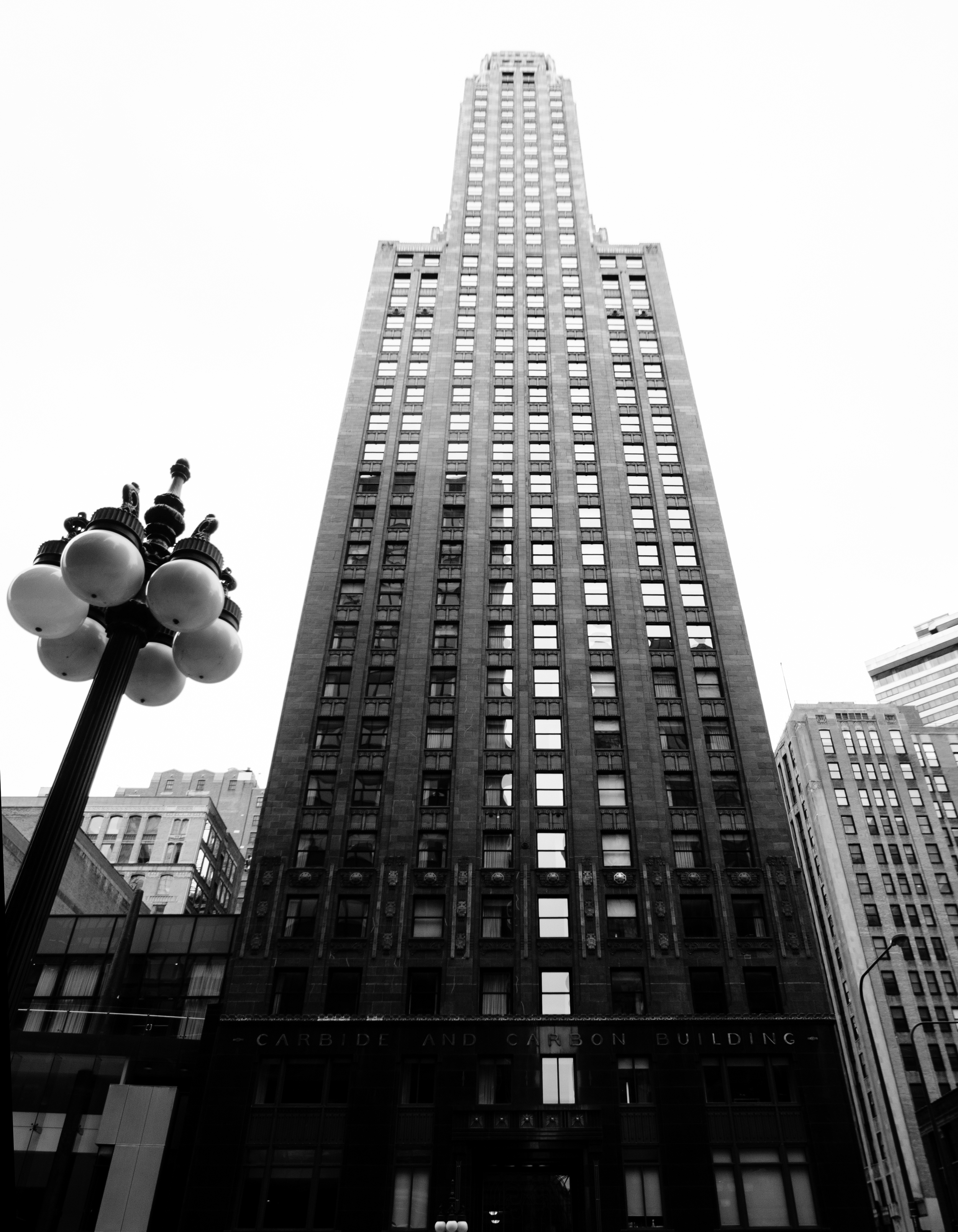 Chi_Town_BuildingBW.jpg