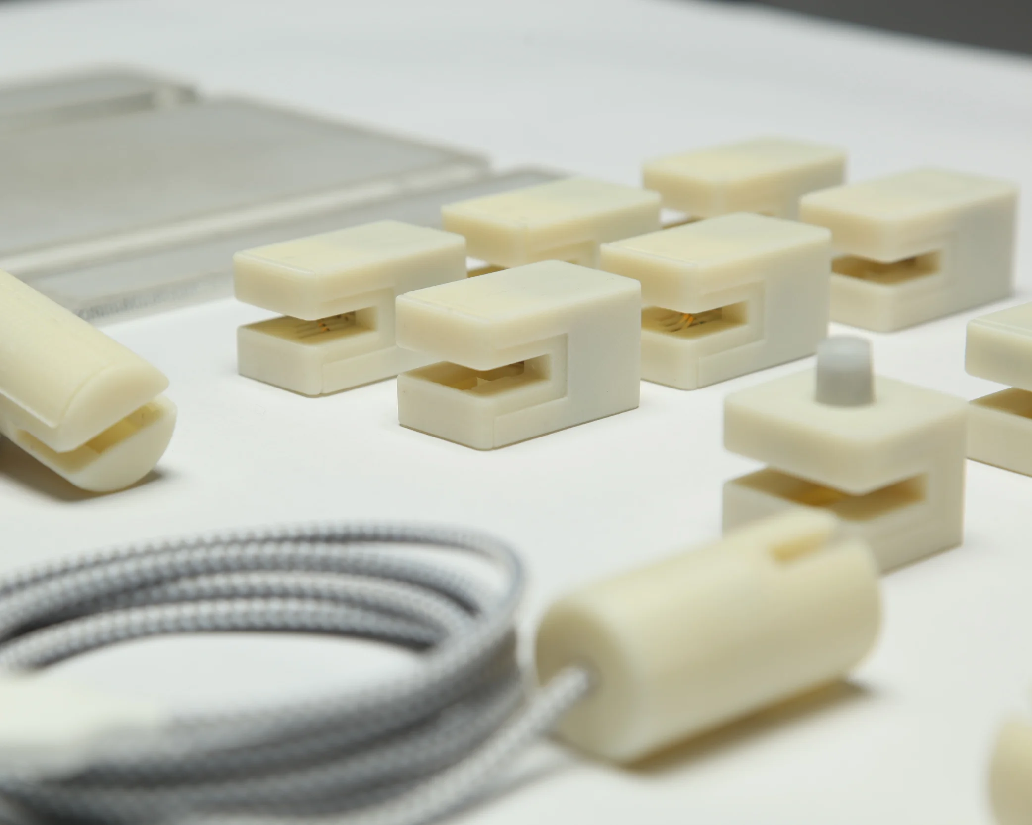 apapania-davis_Atom lights Modules.JPG