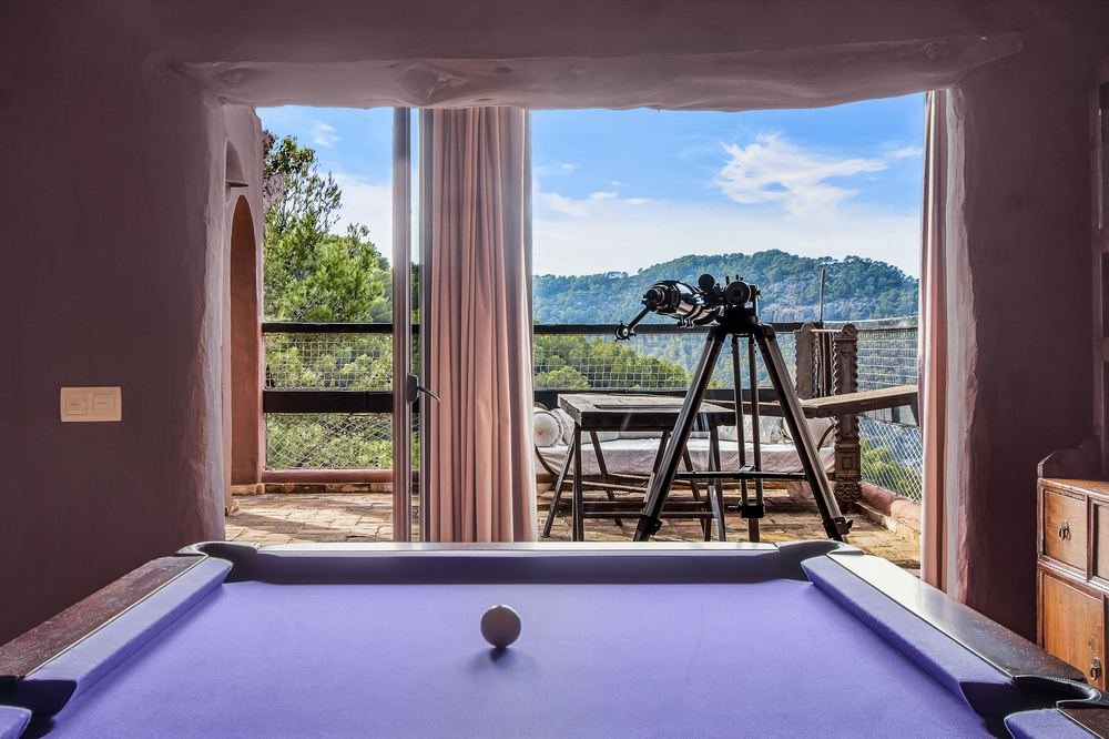 Cliff - Pool Table with Terrace View.jpg