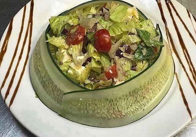 Millie's Chopped Salad🥗 Chopped Romaine Lettuce, Feta Cheese, Green &amp; Red Peppers, Red Onion, Kalamata Olives, Sliced Cucumbers and Tomatoes tossed in a Garlic Lemon Vinaigrette. #salad #cucumber #freshsalad #healthyfood #wednesday #milliesoldwo