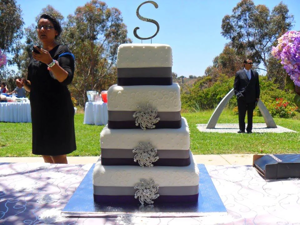 purple and silver wedding cake.jpg