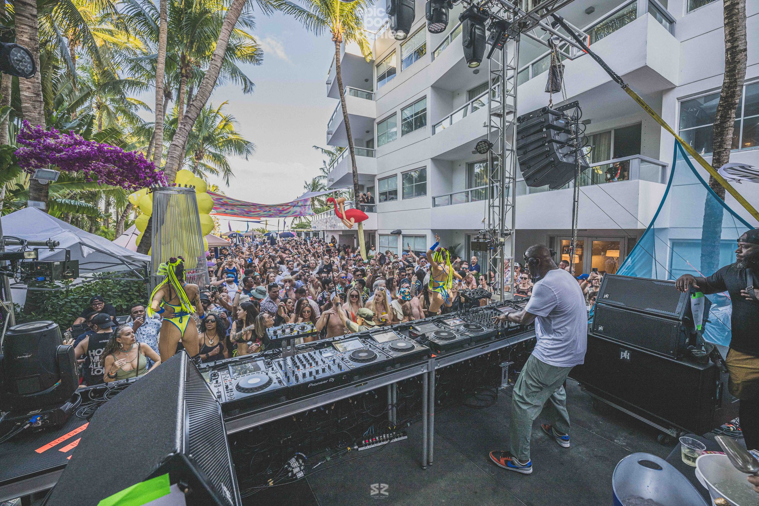 2023-03-23 Miami Music Week - Epic Pool Parties - Defected-916.jpg