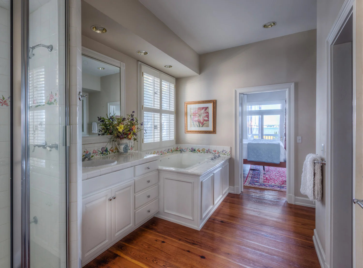 310 master-bath.jpg