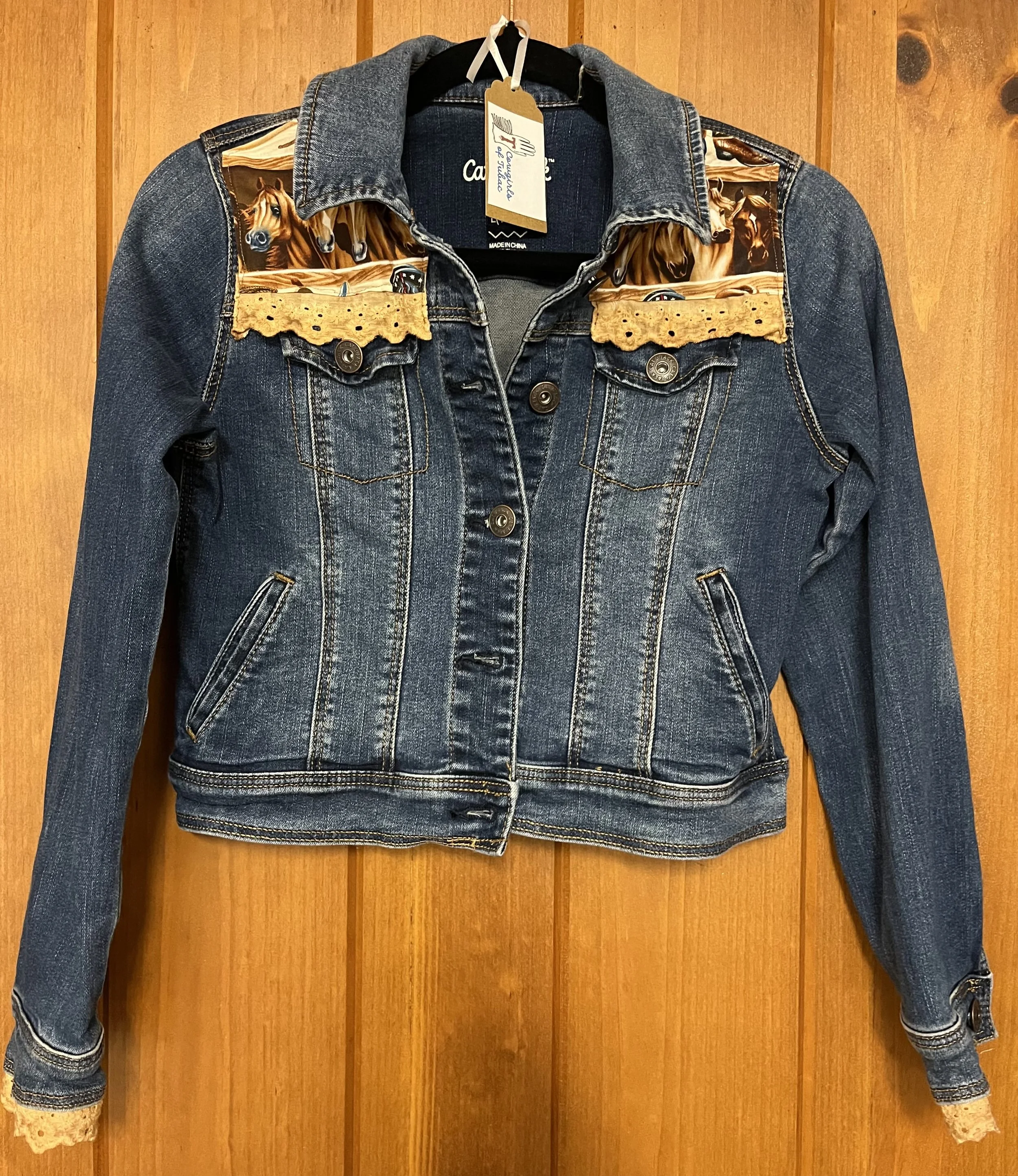  Kids jacket with coffee lace size L 