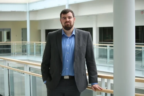 "Fake it until you make it" not a good plan for job interviews