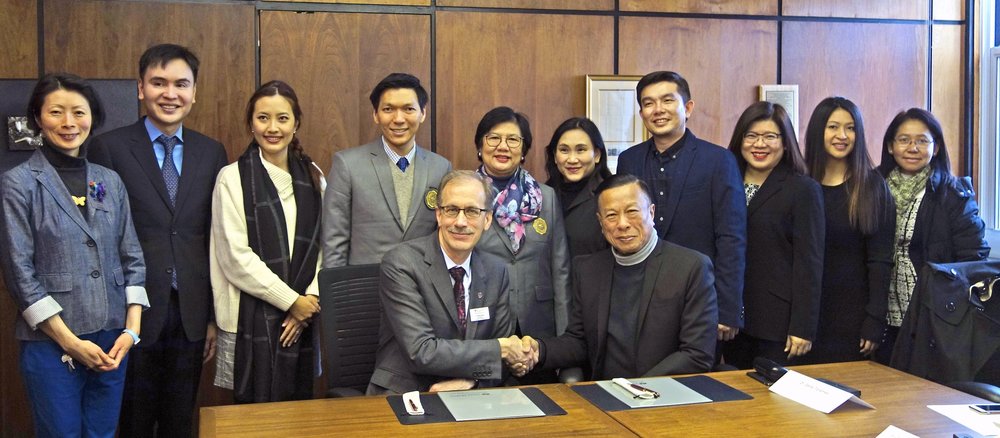 The start of a partnership: Dr, Malcolm Butler, VPAR with Associate Professor Prit Supasetsiri, Vice President for International Relations and Communications, SWU and the visiting delagates in the McNally Boardroom.