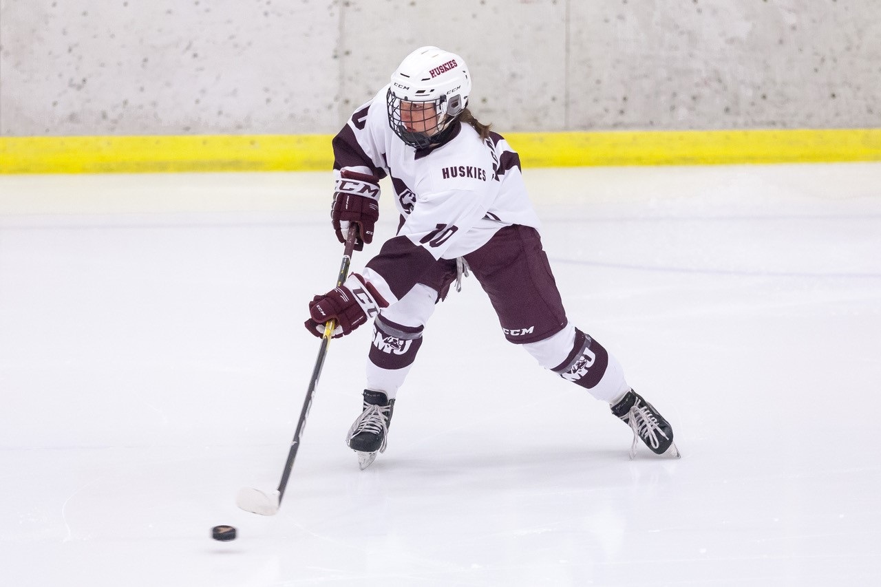 "Young hockey players can come to Saint Mary’s and watch us or play in The Dauphinee Centre themselves, which will create lasting memories and hopefully inspire them to reach their goals."