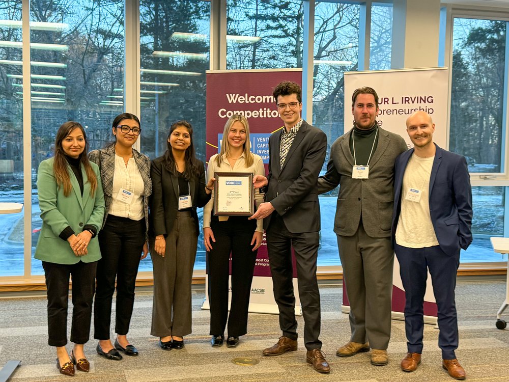  The team from the University of Toronto won second place in the MBA competition. 
