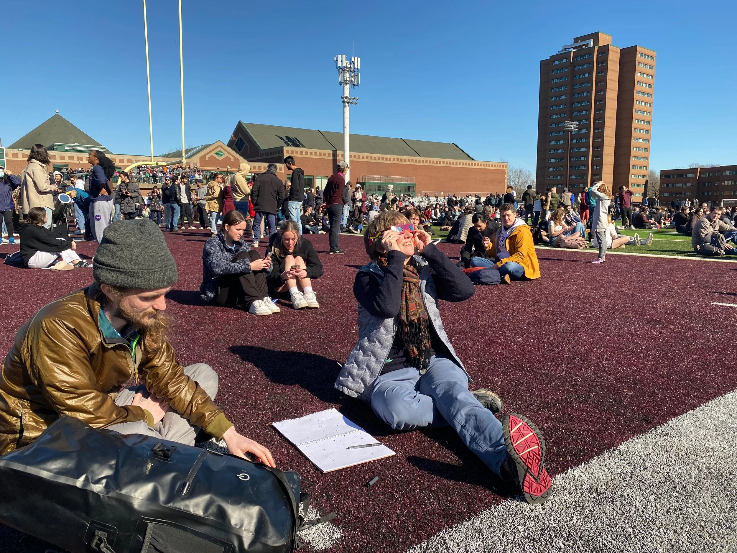 thousands-gather-on-smu-huskies-field-for-solar-eclipse-event-smu