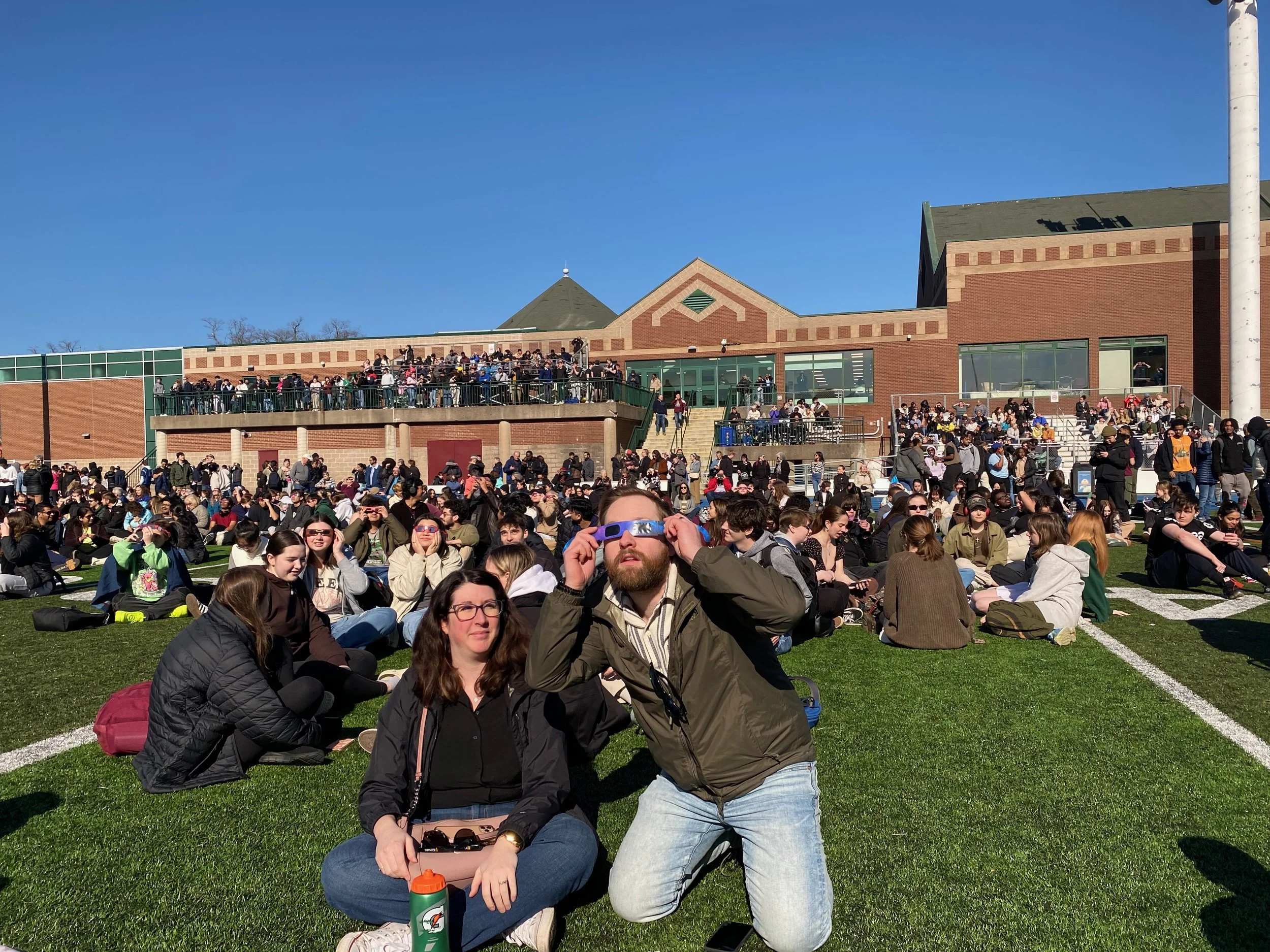 thousands-gather-on-smu-huskies-field-for-solar-eclipse-event-smu