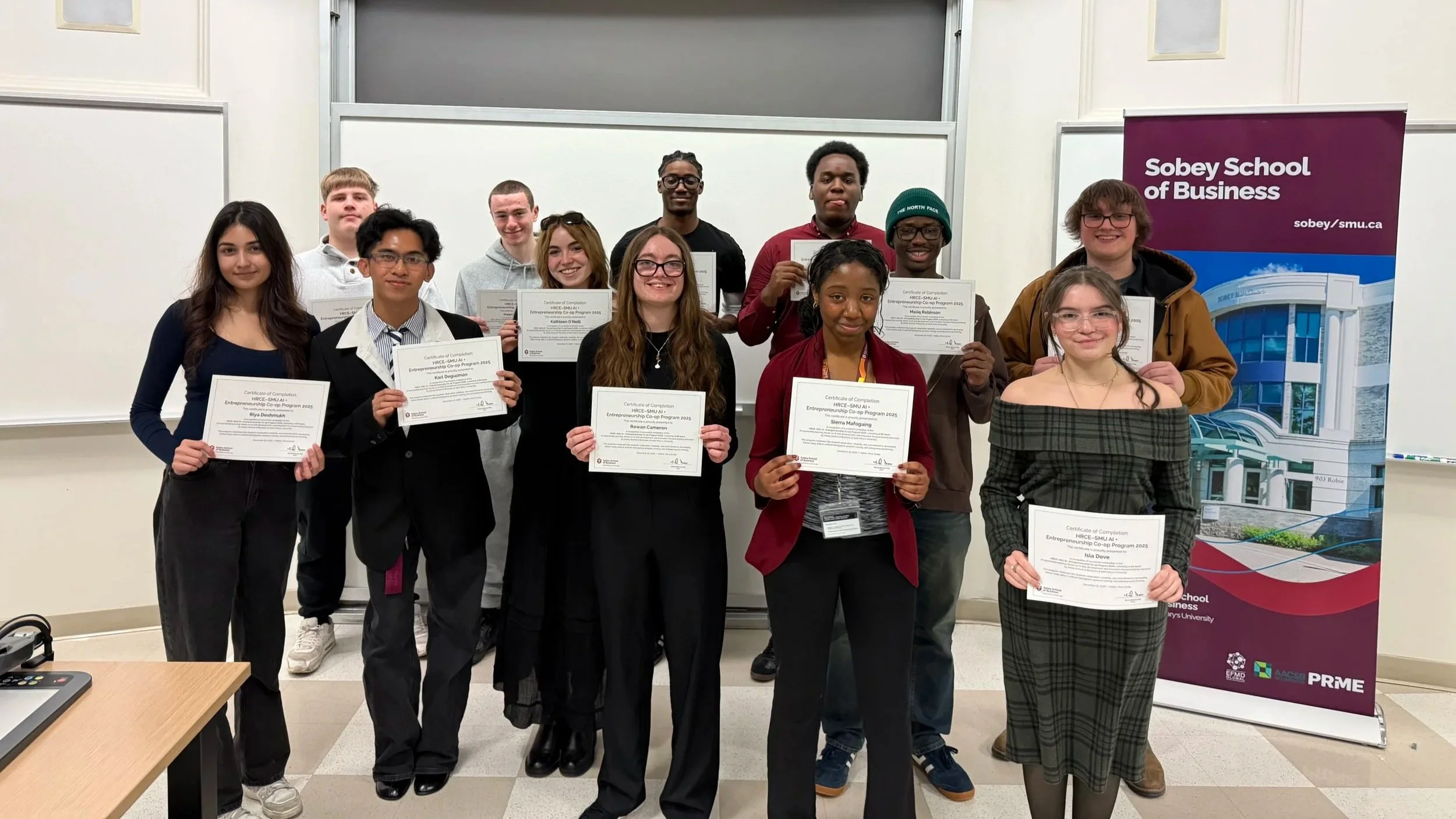  High school students received a certificate for completing the AI and Entrepreneurship High School Co-op Program at SMU 