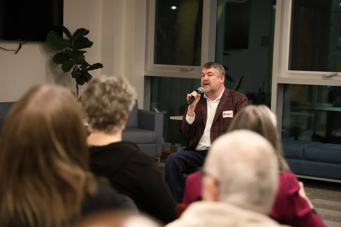  Michael Sanderson, Director of the Arthur L. Irving Entrepreneurship Centre 