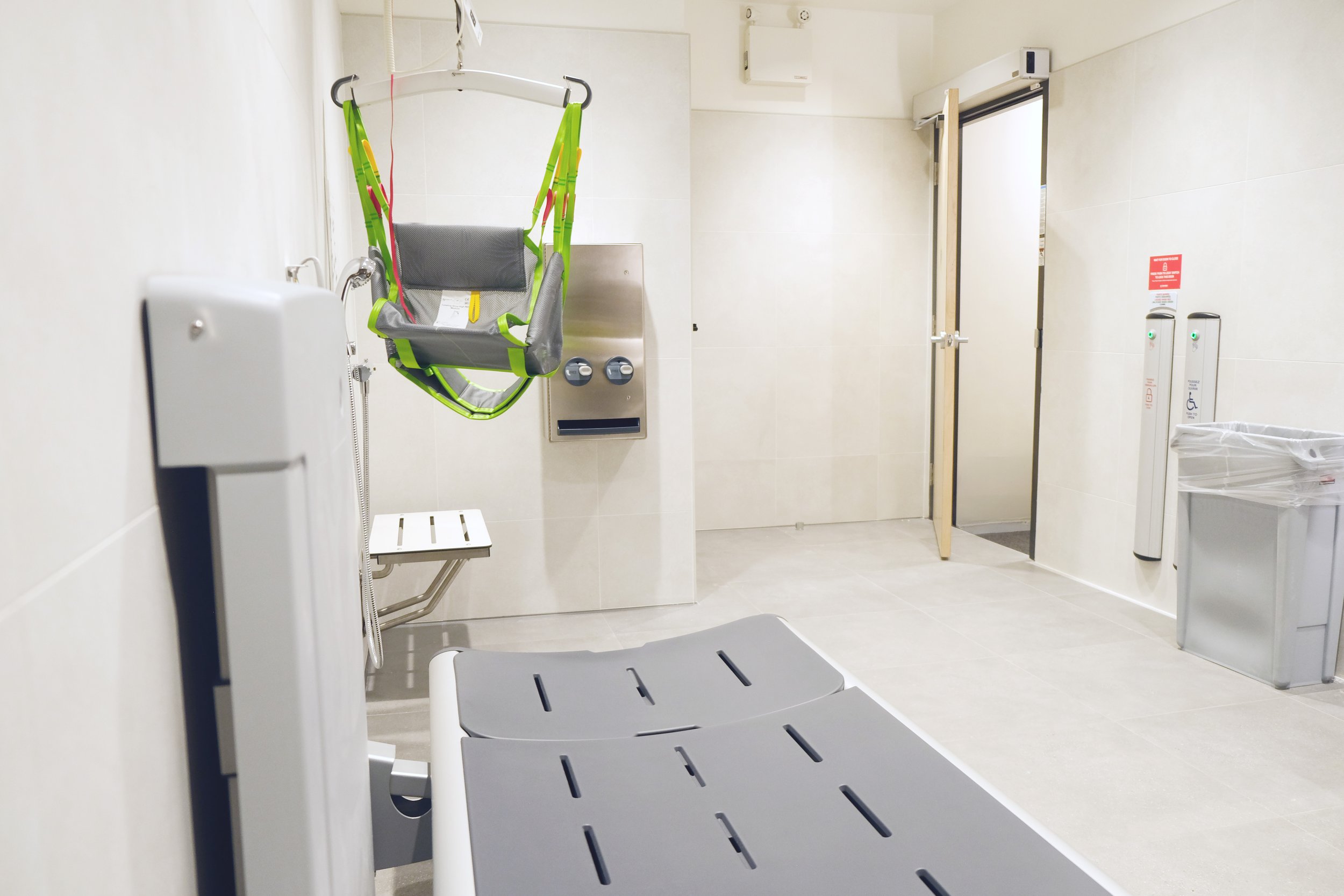  In the new universal washroom, a ceiling lift is installed for wheelchair users 