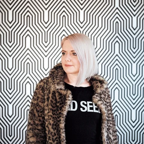 35: "The Cyber-Feminist" - Laura Jordan-Bambach