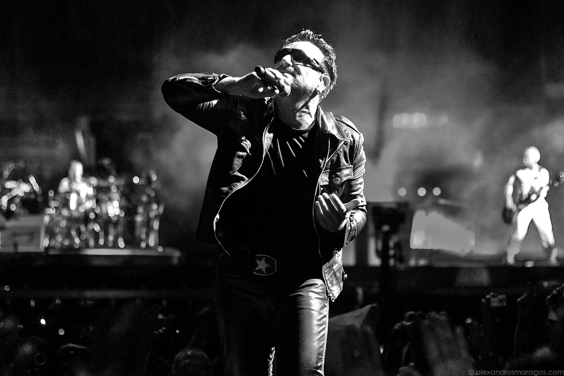 U2