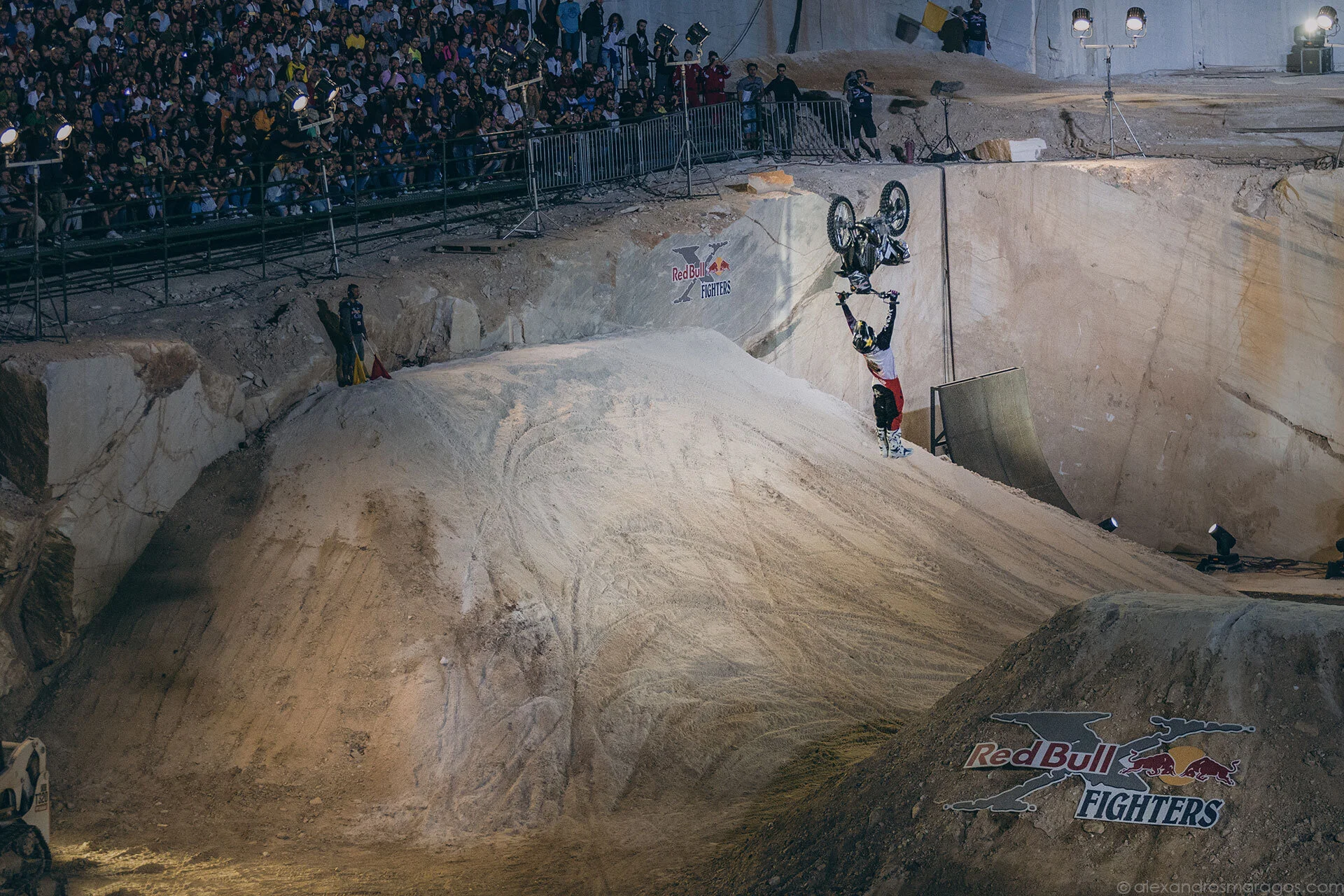 alexandros-maragos-redbull-x-fighters-5.jpg