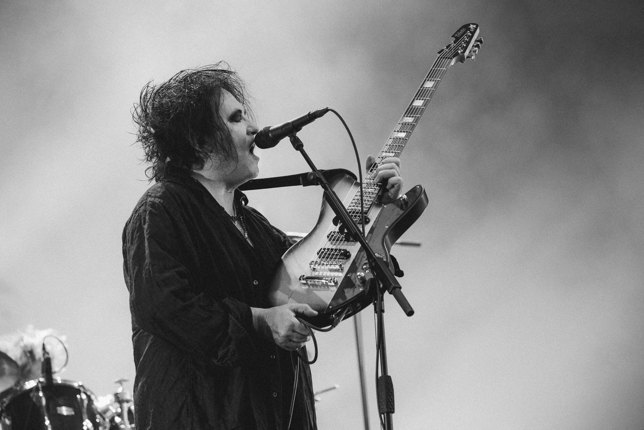 THE-CURE_001.jpG