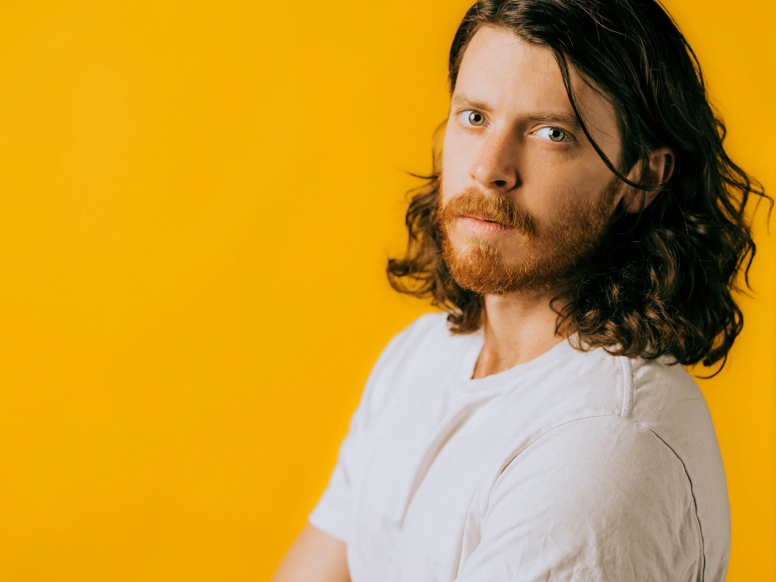 Old Sea Brigade musician portrait in a Glasgow recording studio behind the scenes photo story