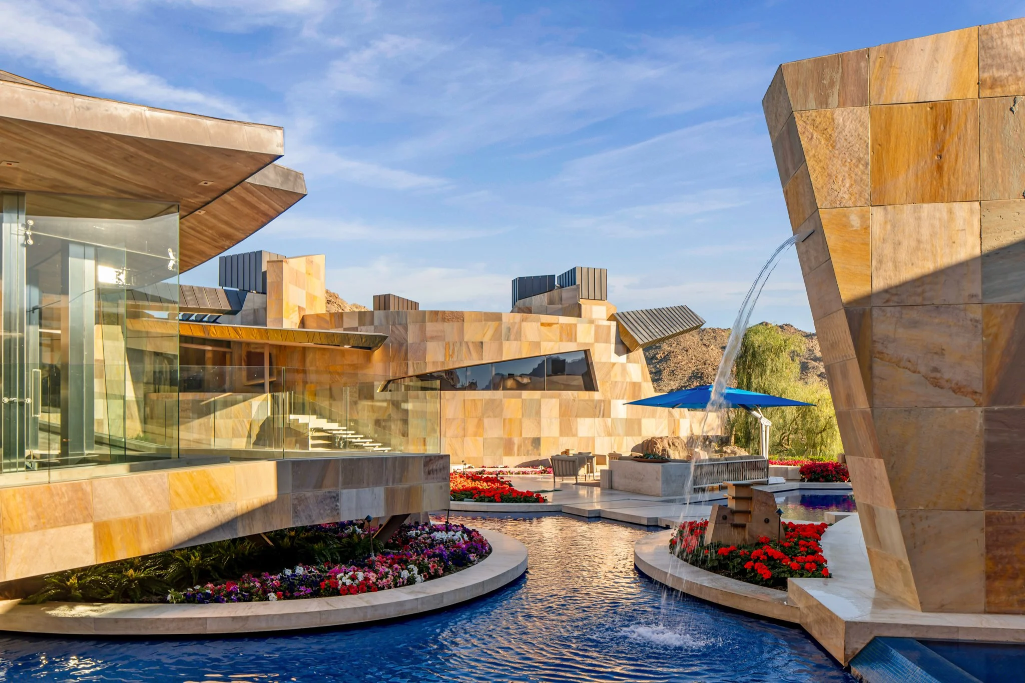 140_Summit Cove 706 v2025_by mrbarcelo.jpg