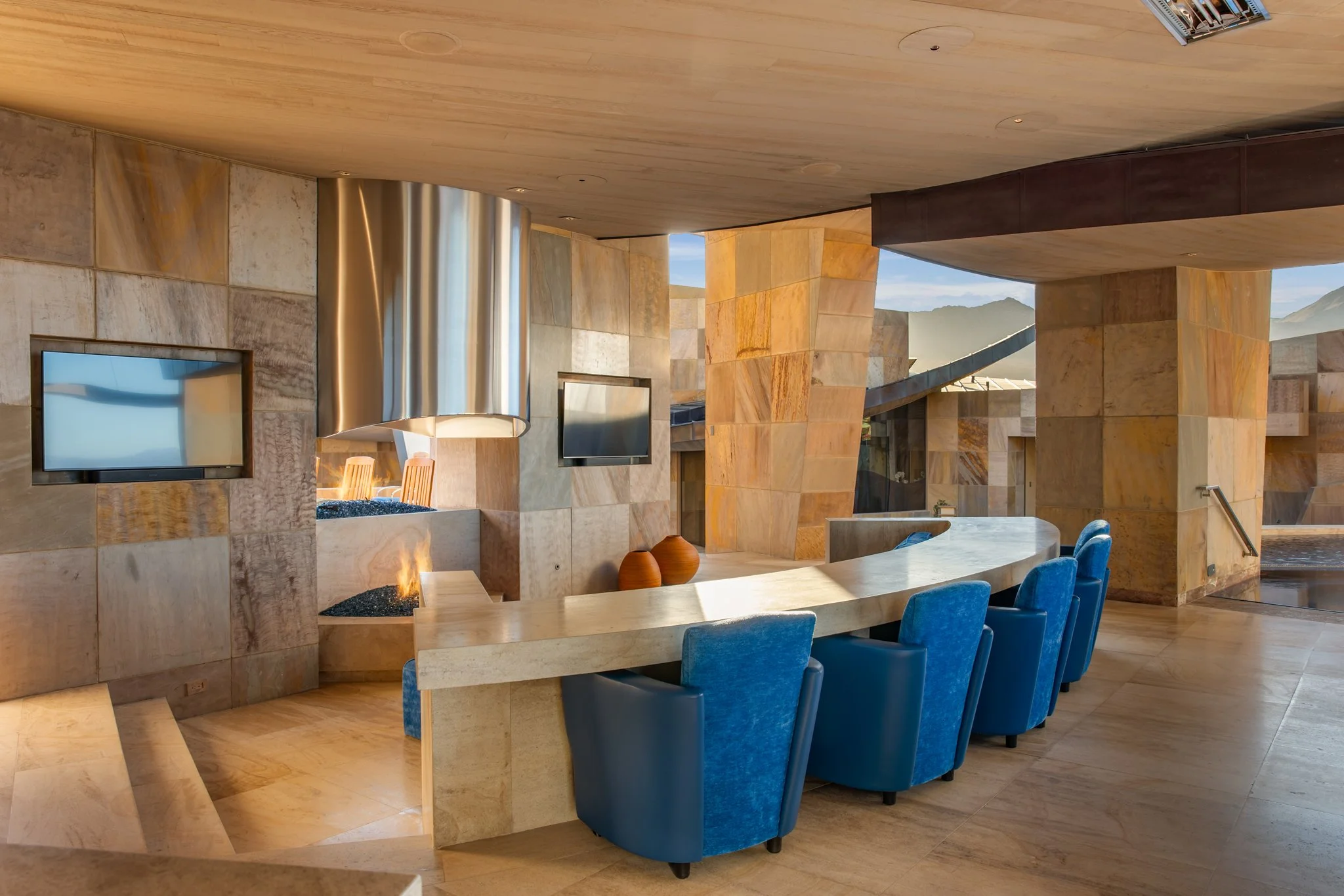 145_Summit Cove 706 v2025_by mrbarcelo.jpg