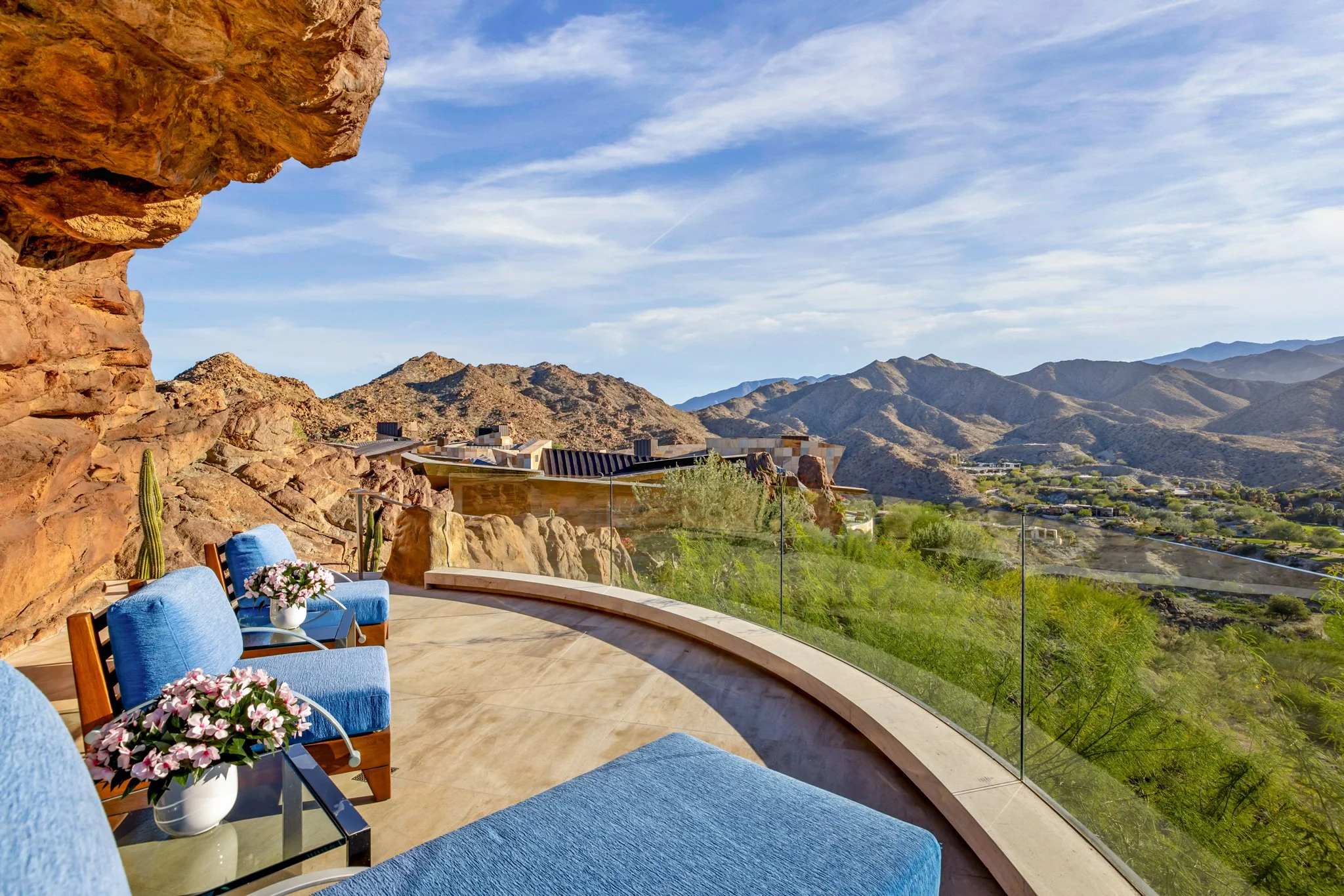 175_Summit Cove 706 v2025_by mrbarcelo.jpg