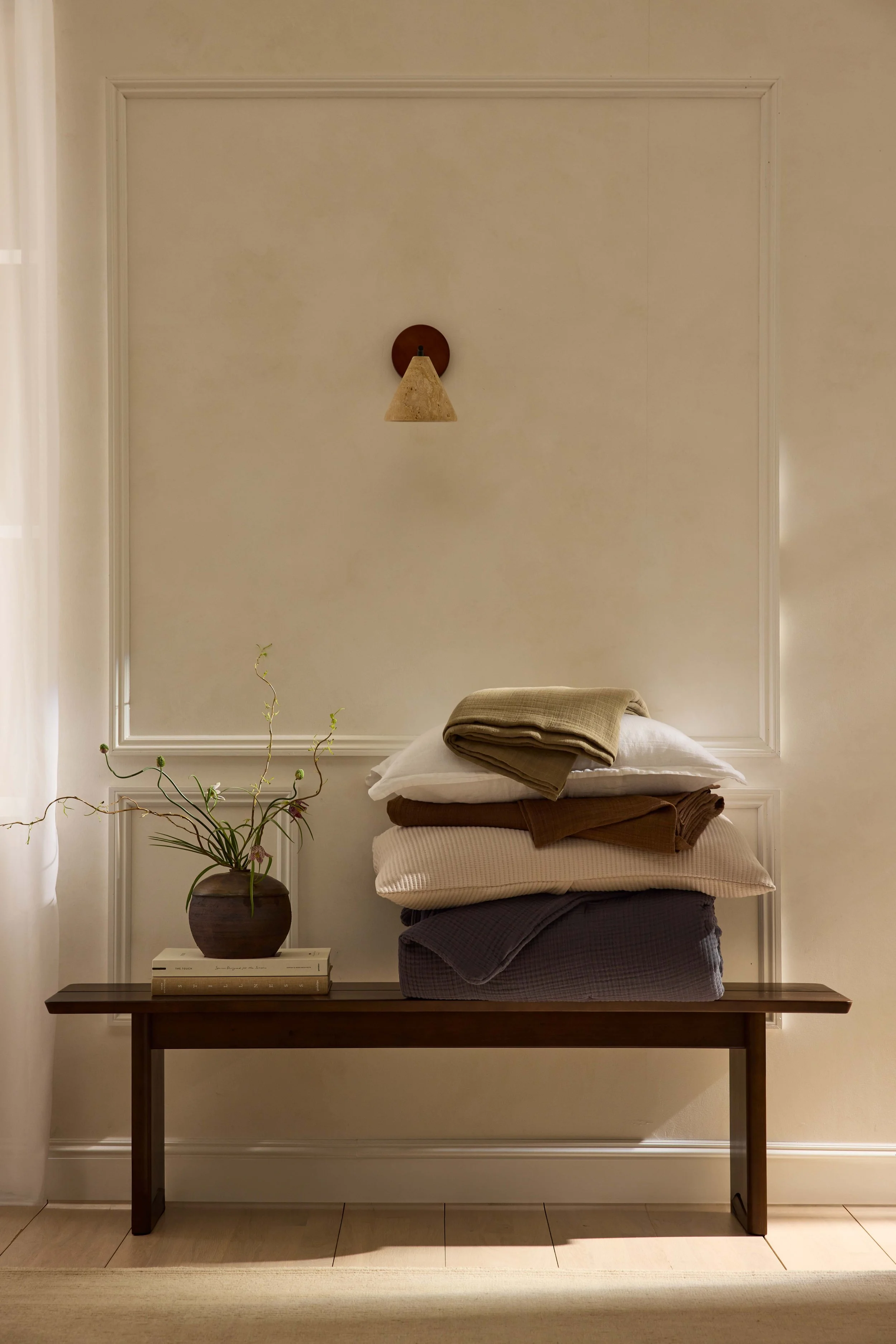 26_Q1_NewBeddingLaunch_Editorial_Bedroom_PillarBench_Espresso_2969.jpg