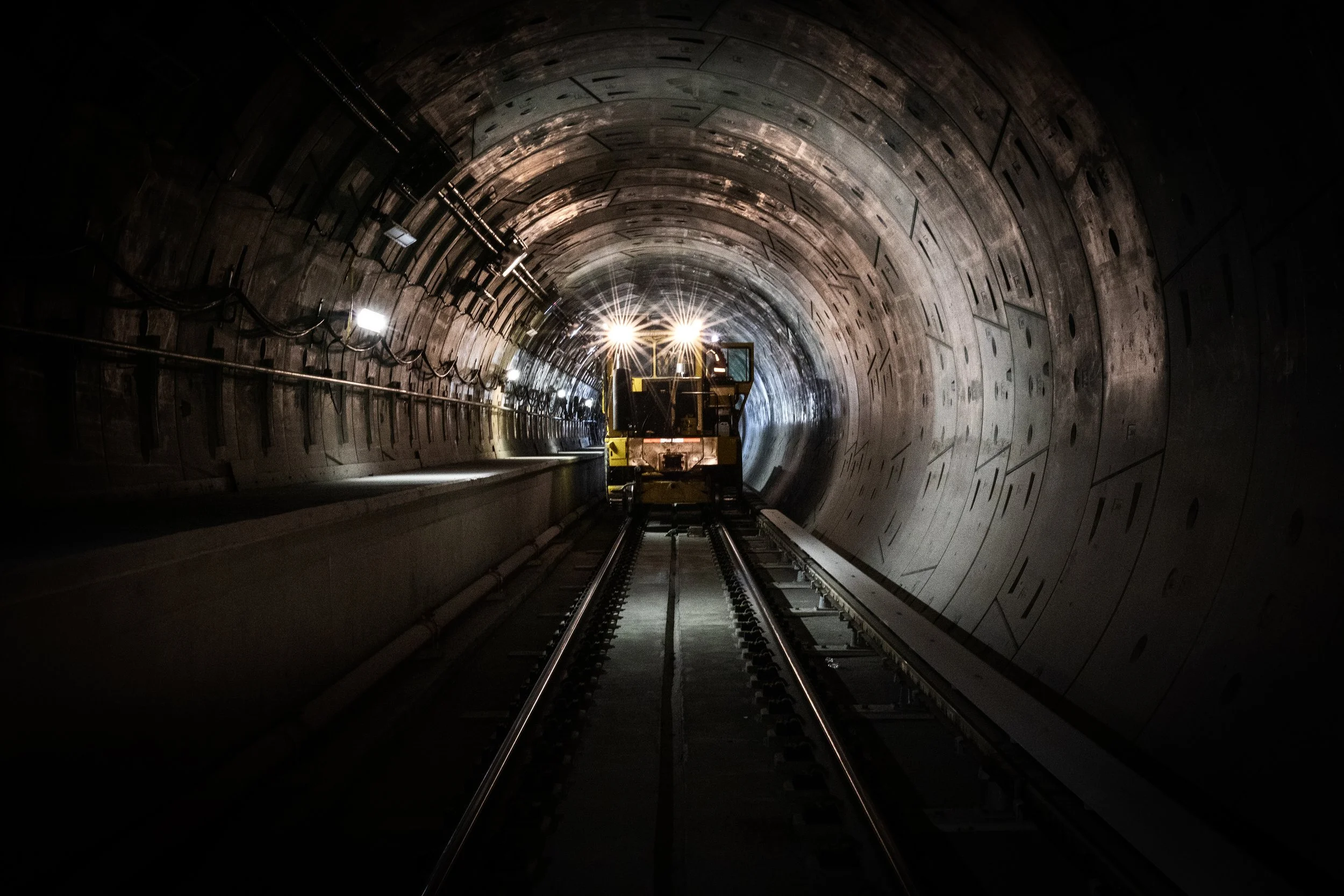 SKANSKA PURPLE LINE TUNNEL LIGHTS 2024. WALKER CHAMBERLIN. 114A6516-2.C copy.jpg