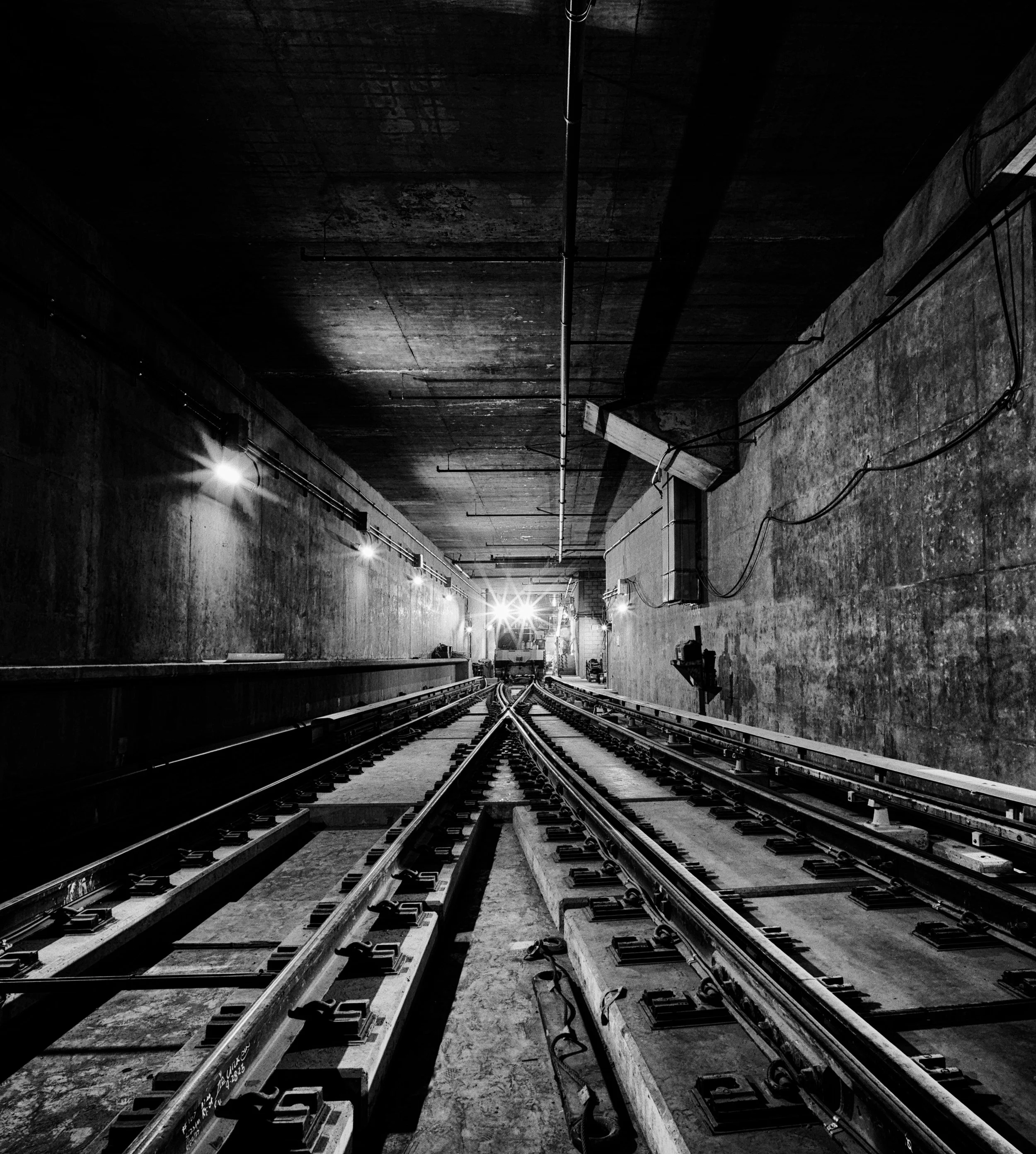 SKANSKA PL.2024.WALKER CHAMBERLIN. BW51823-2-0005.car on track.silverfx.retouch.HI CON copy.jpg