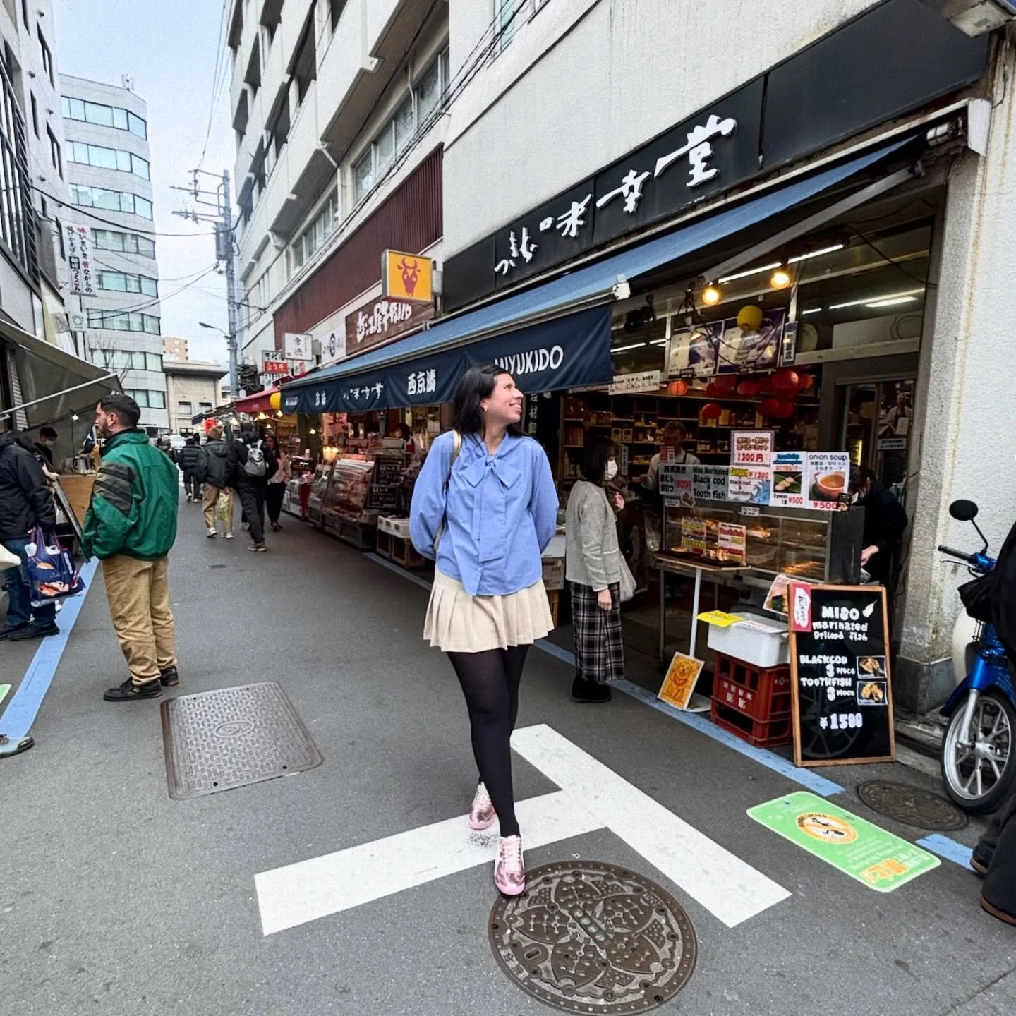 okay fine here&rsquo;s some more Japan 🇯🇵 pictures&hellip;
so much more to share, all my favs* to come in my next post(s)

*matcha, shopping, family❤️🥹